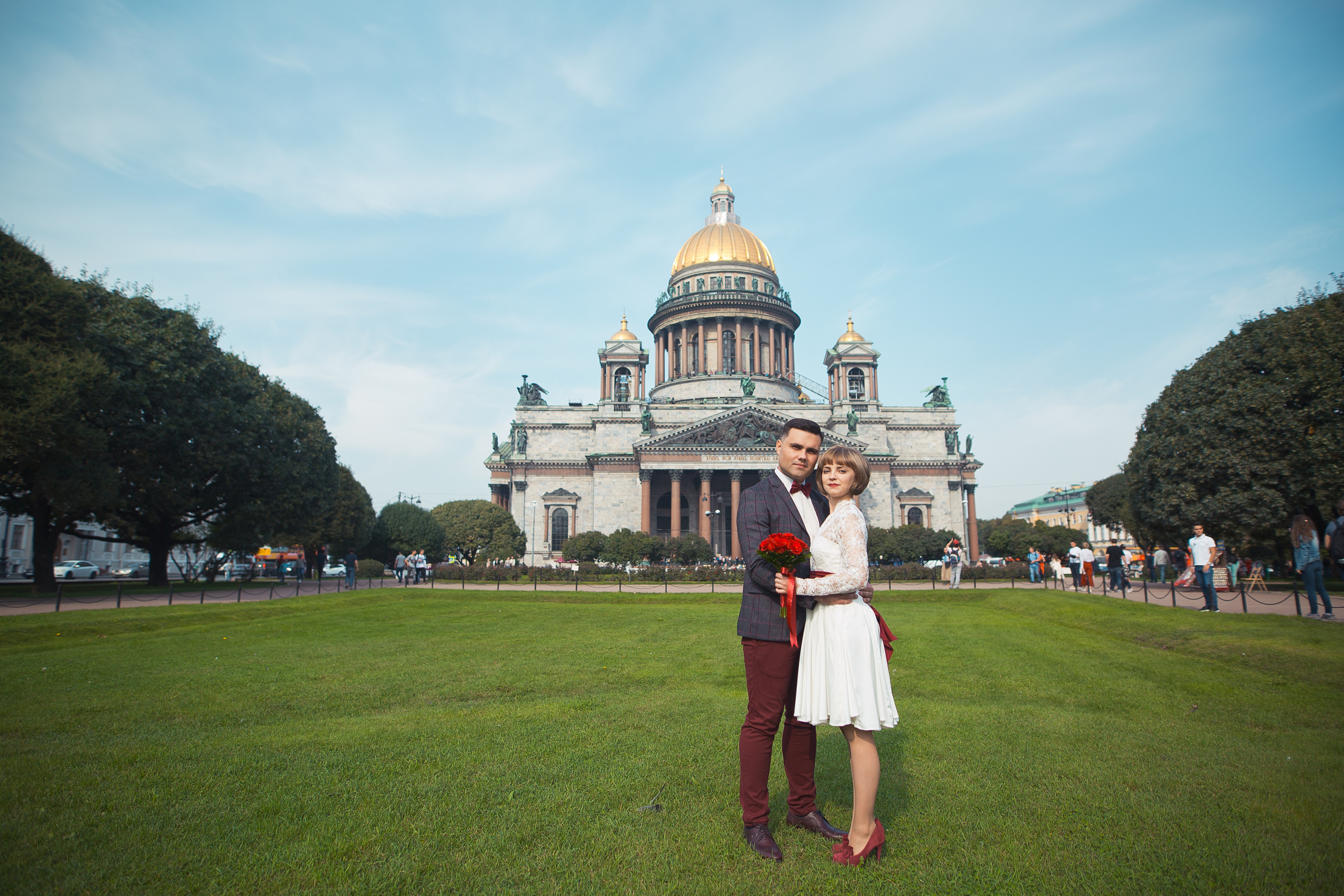 Молодожены, портфолио свадебного, свадебная прогулка, заказать свадебн. Свадебный фотограф в СПб Сергей Малиновский