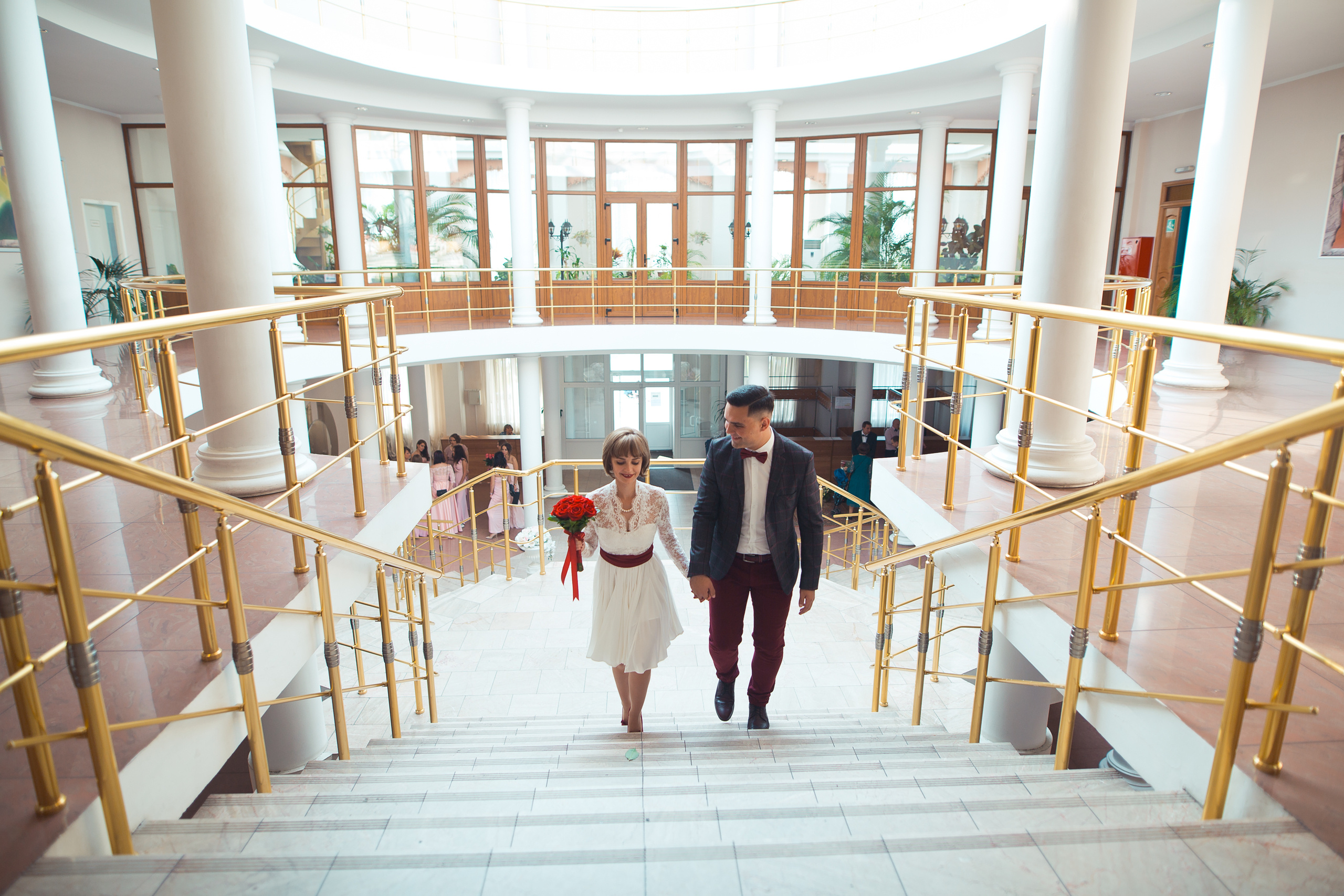 Молодожены, портфолио свадебного, свадебная прогулка, заказать свадебн. Свадебный фотограф в СПб Сергей Малиновский