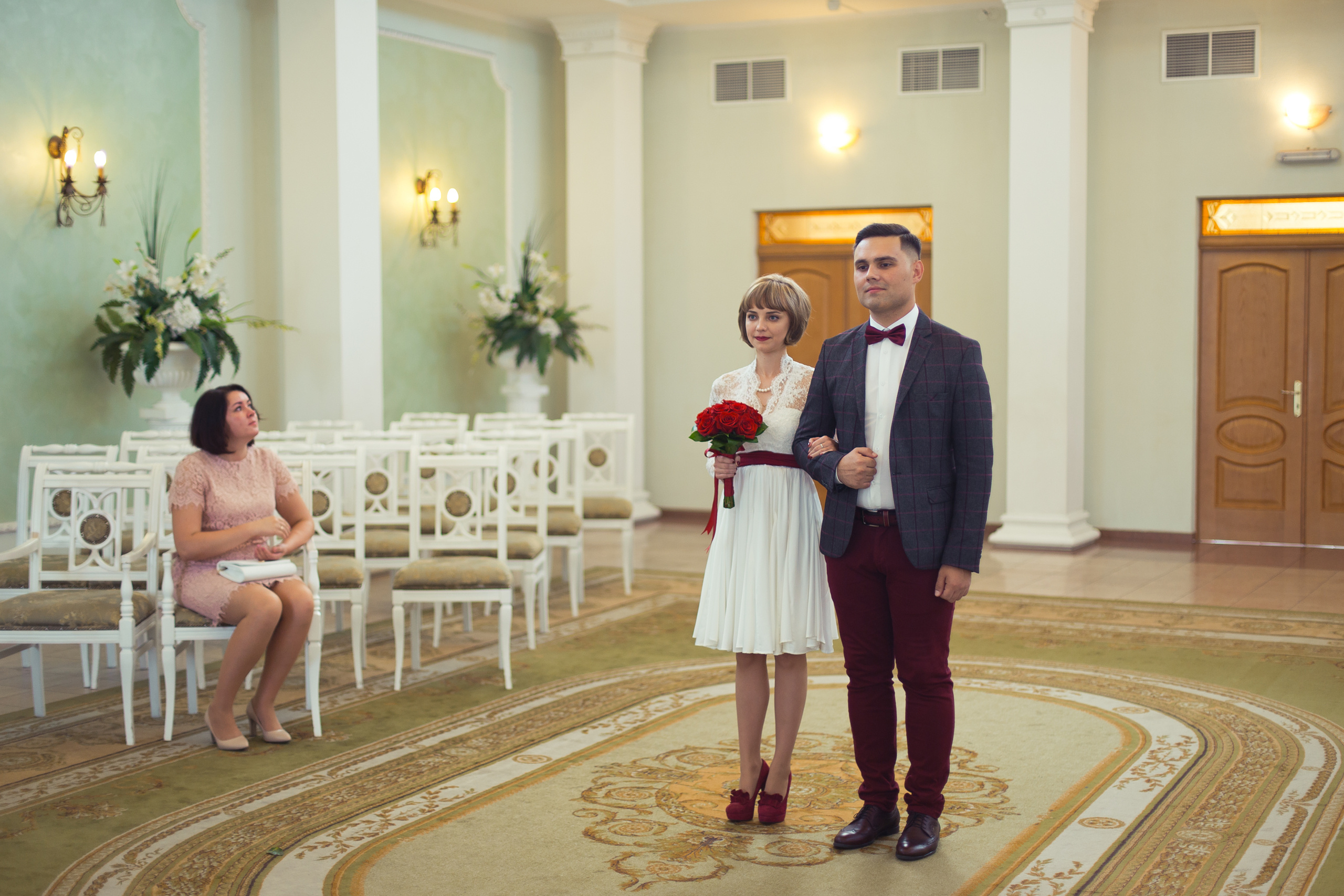 Молодожены, портфолио свадебного, свадебная прогулка, заказать свадебн. Свадебный фотограф в СПб Сергей Малиновский