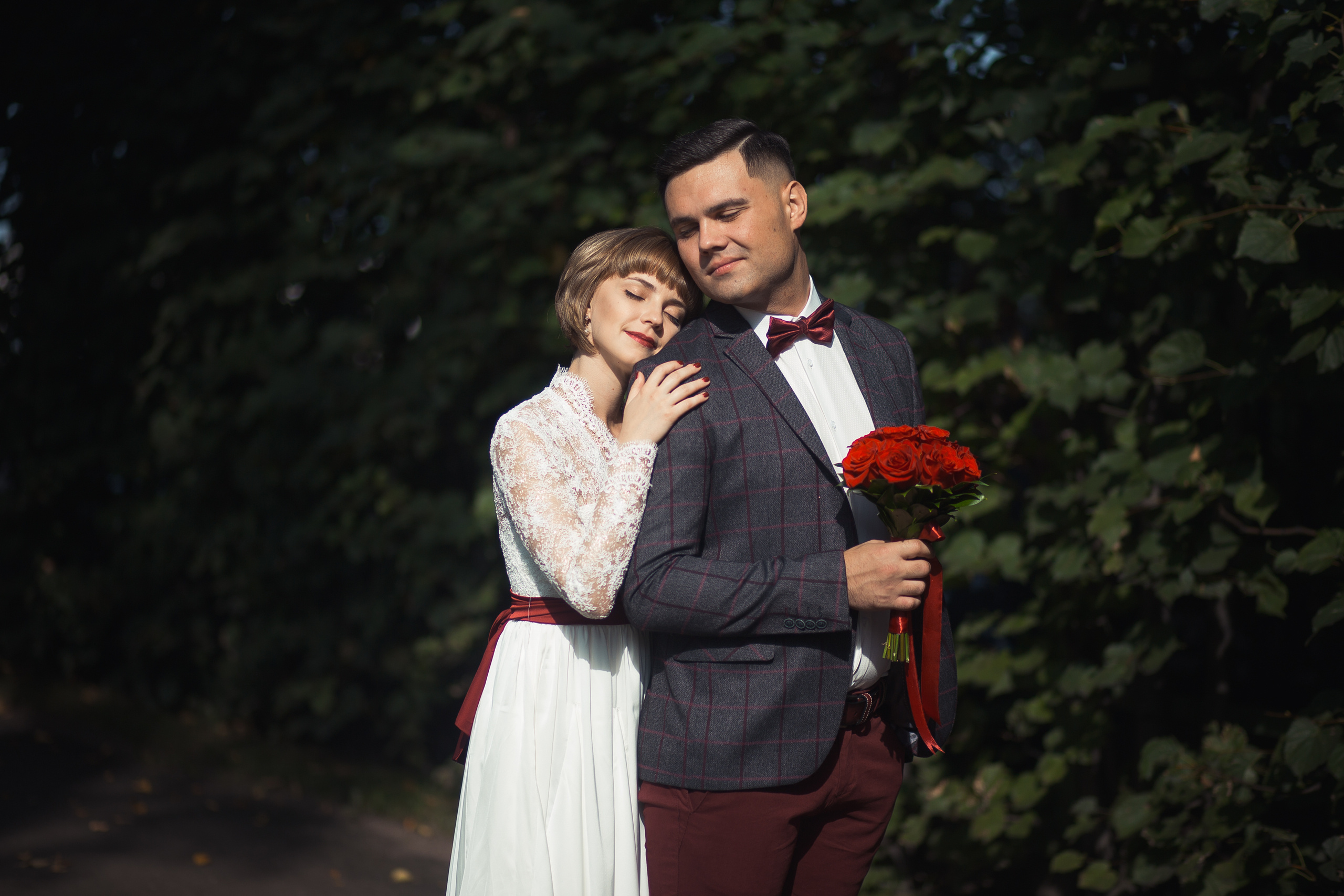 Молодожены, портфолио свадебного, свадебная прогулка, заказать свадебн. Свадебный фотограф в СПб Сергей Малиновский