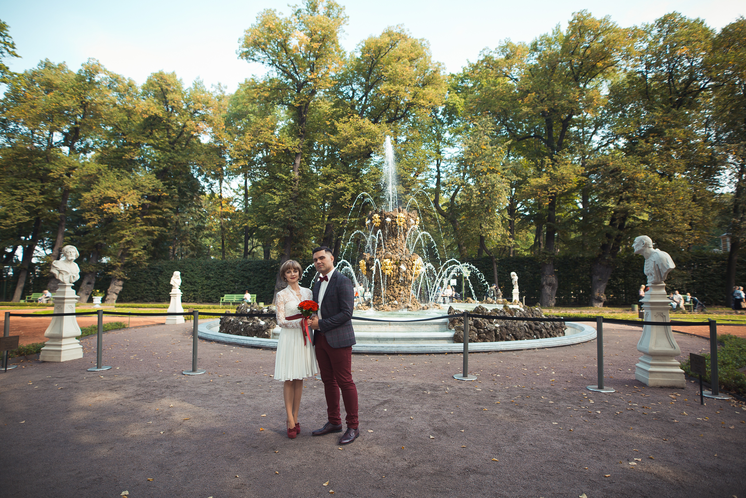 Молодожены, портфолио свадебного, свадебная прогулка, заказать свадебн. Свадебный фотограф в СПб Сергей Малиновский