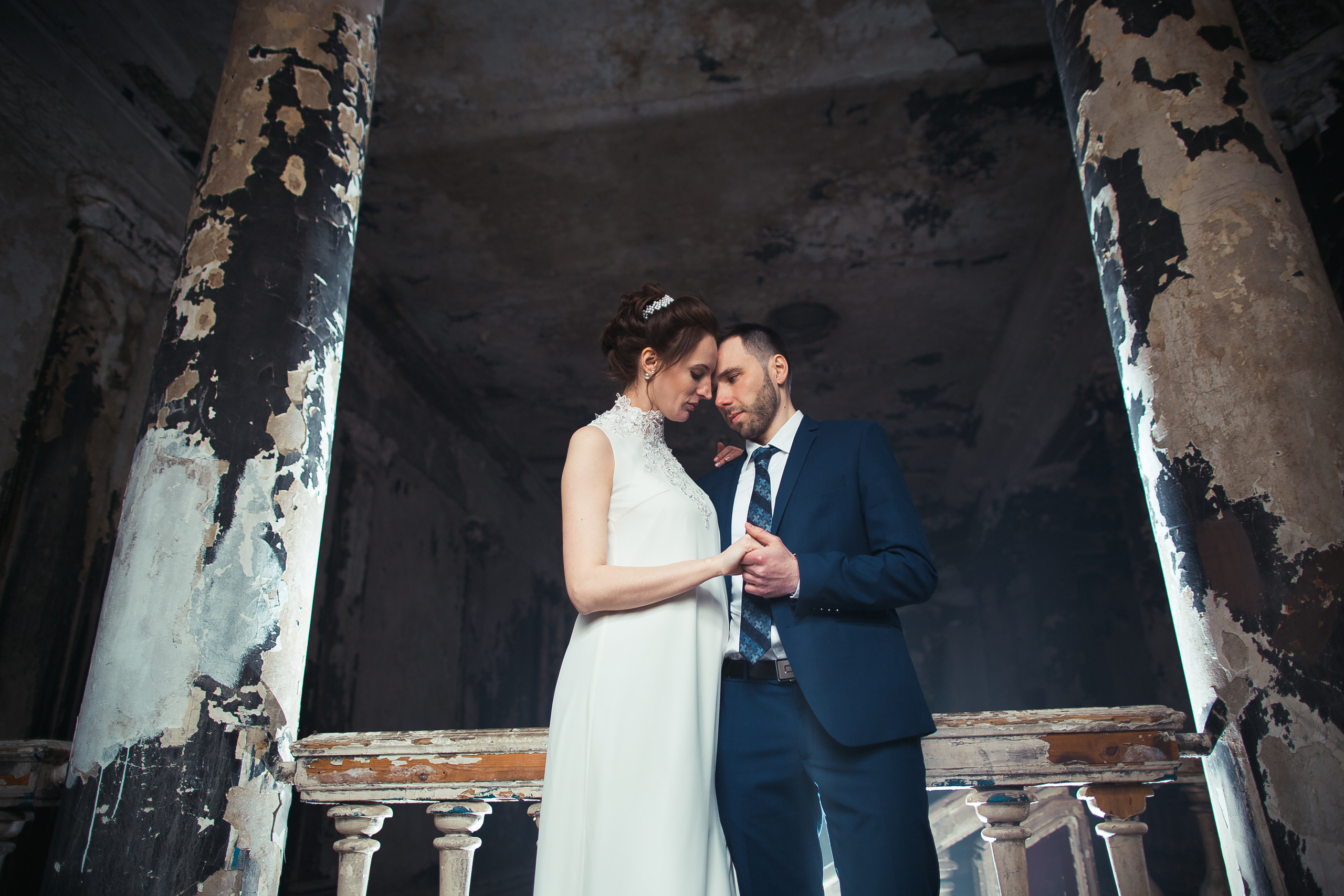 Молодожены, пример свадебных фотографий, жених и невеста, невеста буке. Свадебный фотограф в СПб Сергей Малиновский