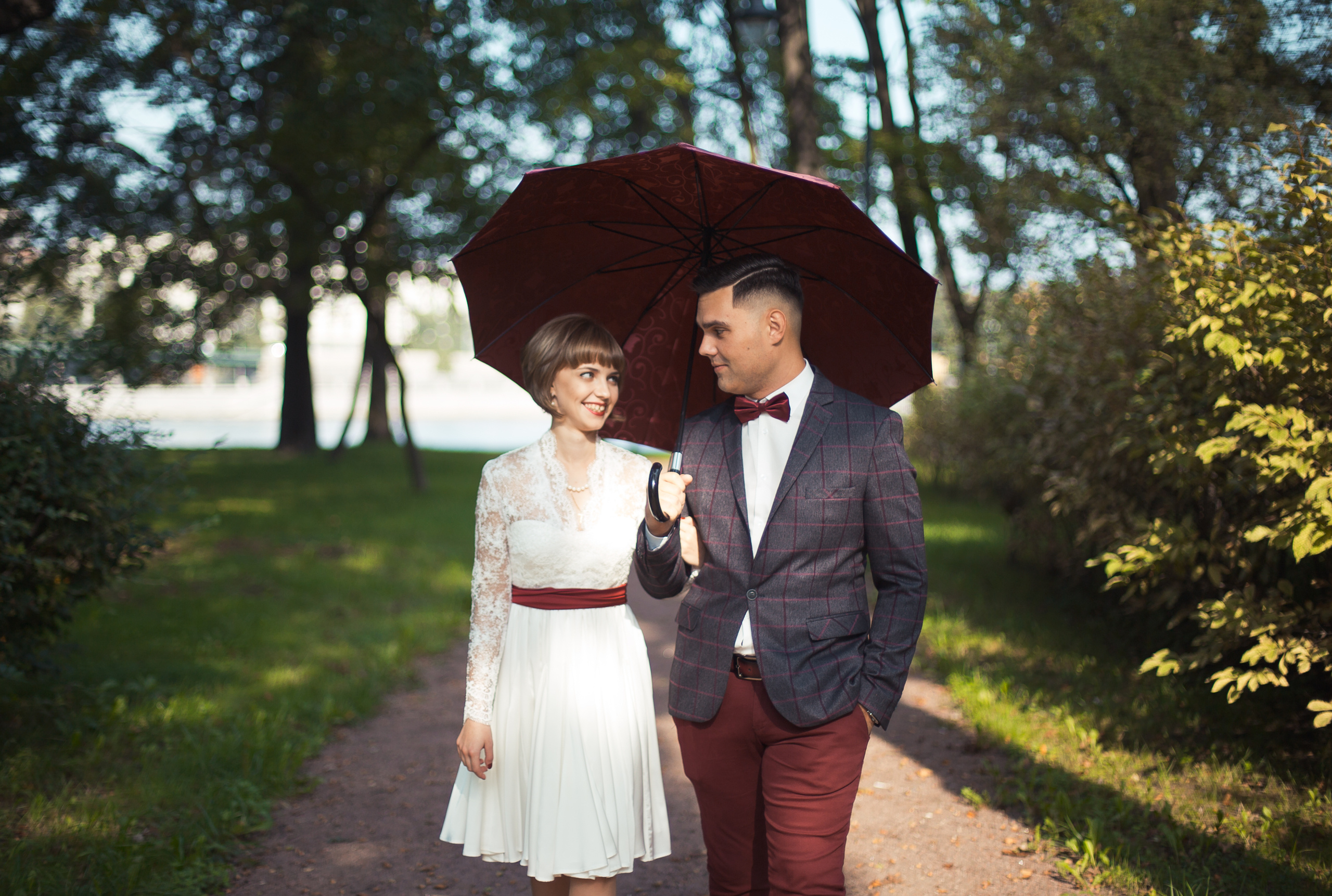 Молодожены, портфолио свадебного, свадебная прогулка, заказать свадебн. Свадебный фотограф в СПб Сергей Малиновский