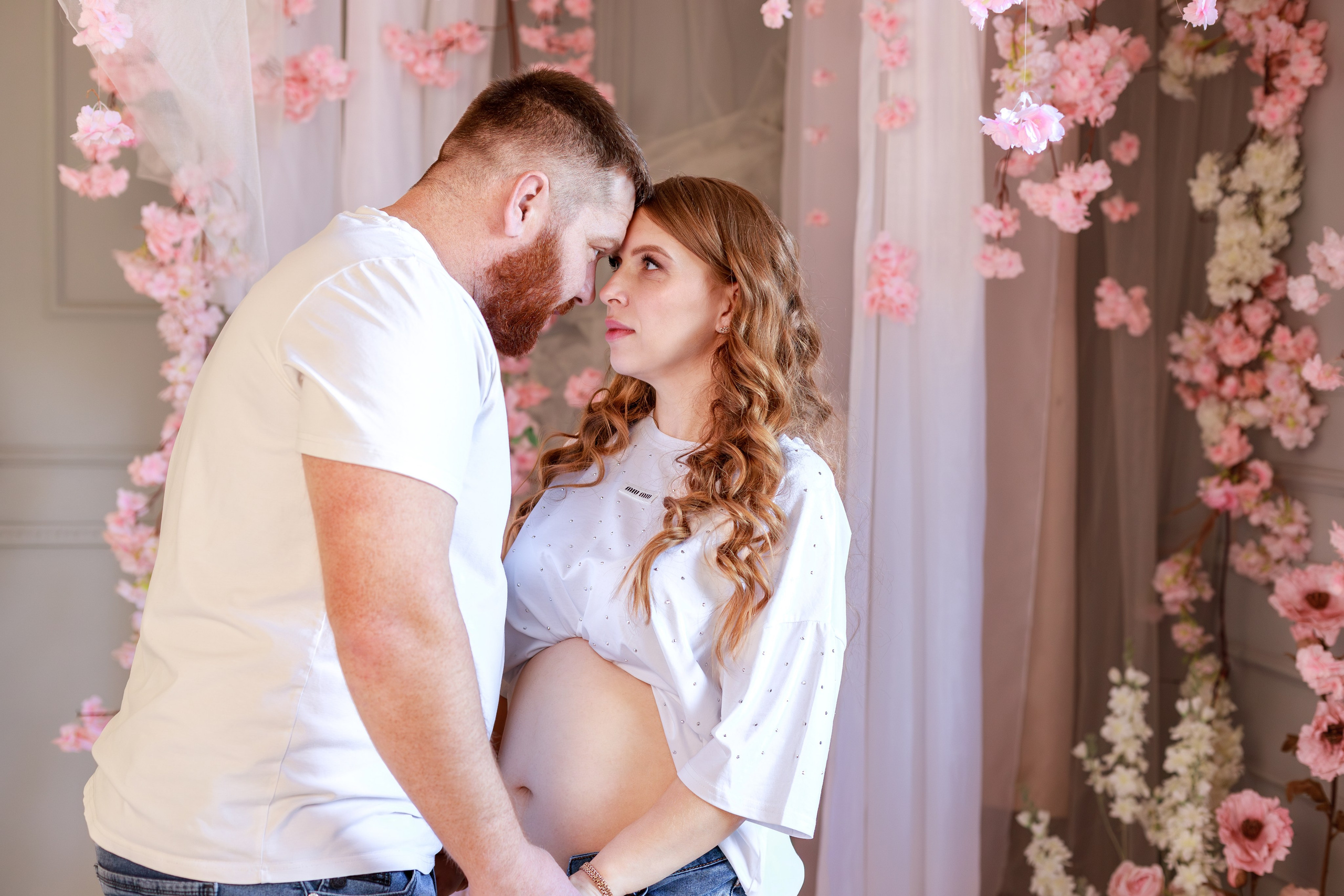 Дарья и Иван в студии Alice. Семейный и детский фотограф в Краснодаре Ирина Лаврецкая