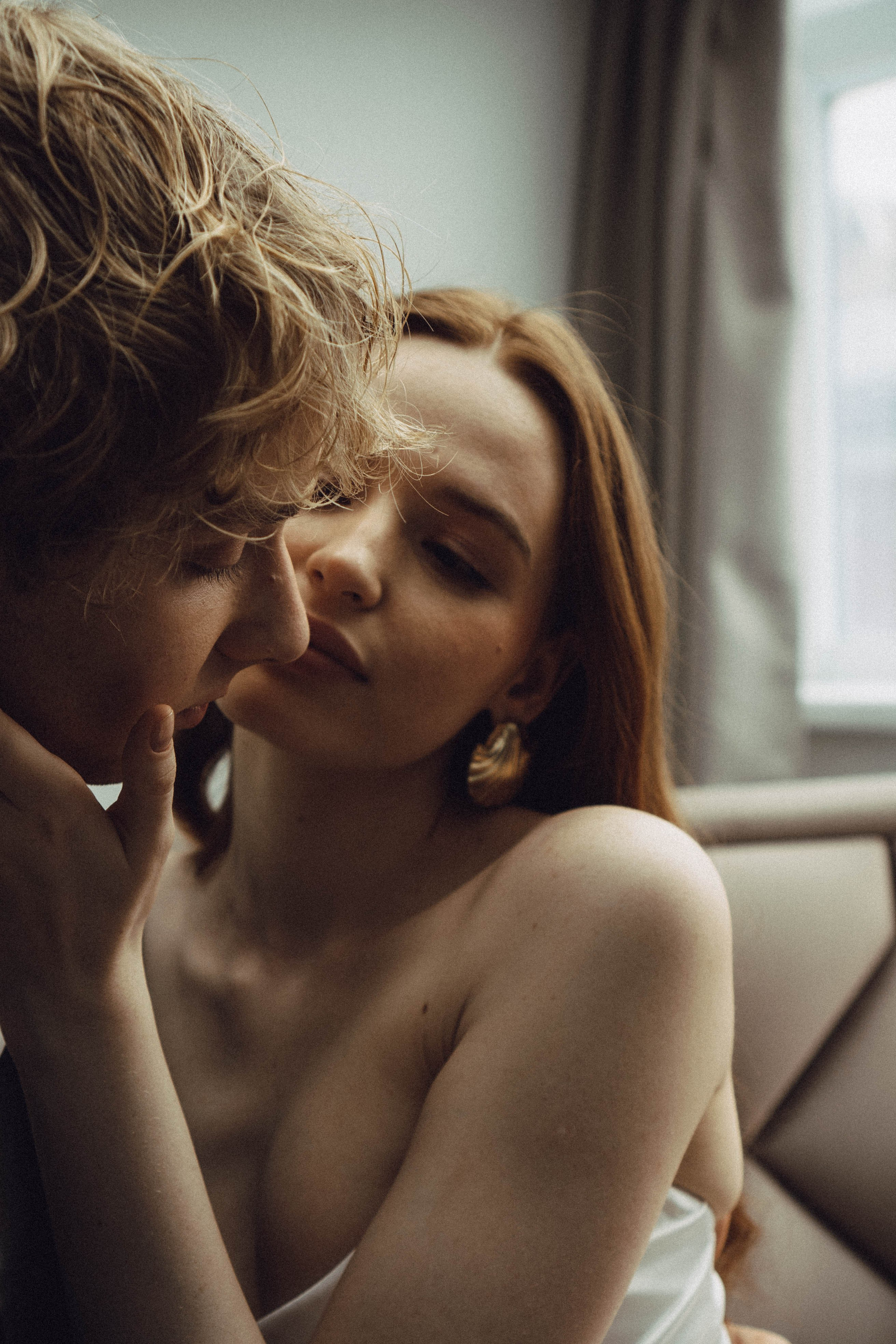 СВАДЕБНАЯ СЬЕМКА В ОТЕЛЕ. СБОРЫ ЖЕНИХА И НЕВЕСТЫ И ТАКЖЕ ТОР И ПОДГОТОВКА К ПРОГУЛКЕ. Профессиональный фотограф, Санкт-Петербург — Виктория Богомолова