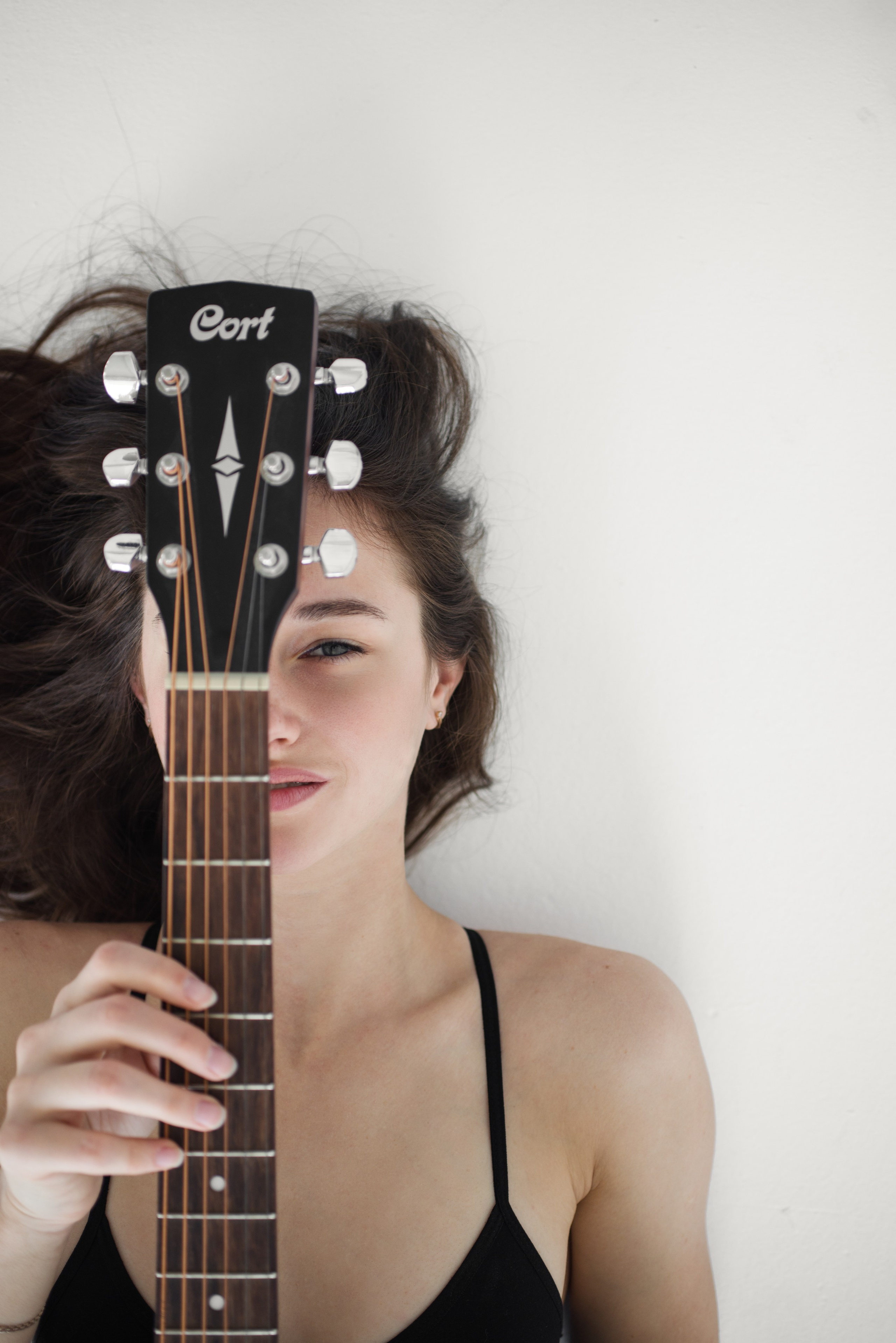 Guitar girl. Фотограф Людмила Белова