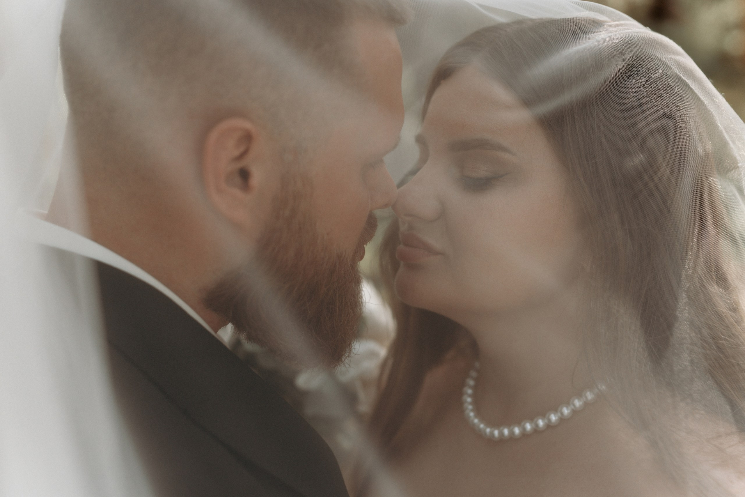 Свадьба Анастасии и Евгения, Картинная галерея, прогулка в лесу. Ресторан «Хлеб и Винотека». Свадебный фотограф в Тамбове Павел Четвертков