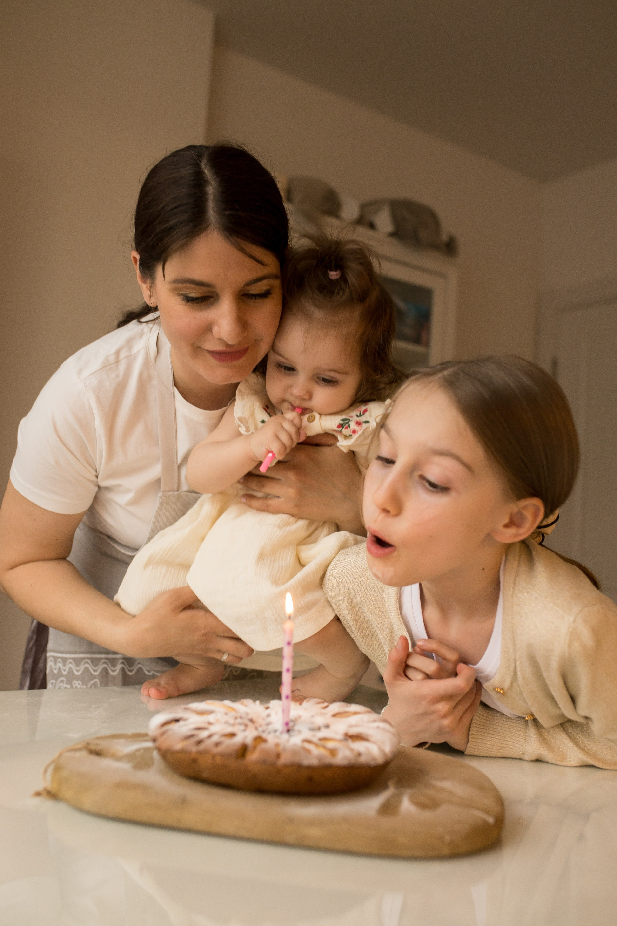 Катя и дочки. Фотограф Москва Лара Чайка