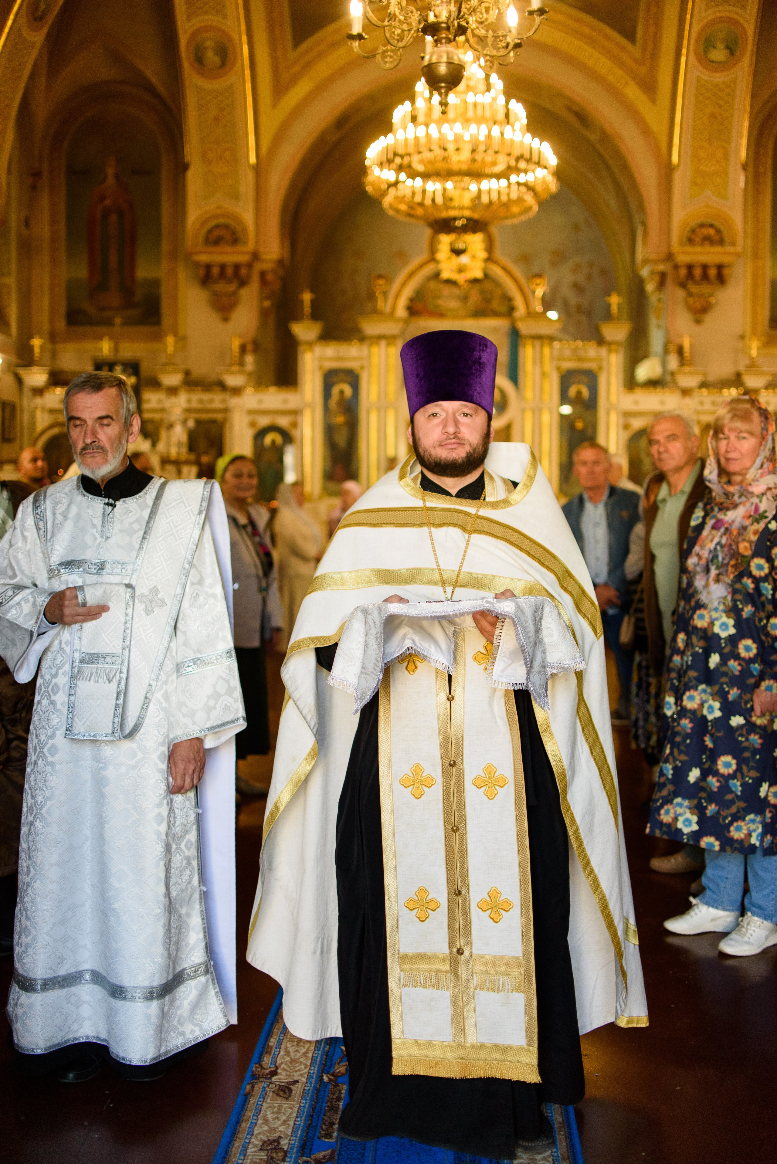 Воскресная литургия 29.10.2023. Семейный и свадебный фотограф в Феодосии и Коктебеле