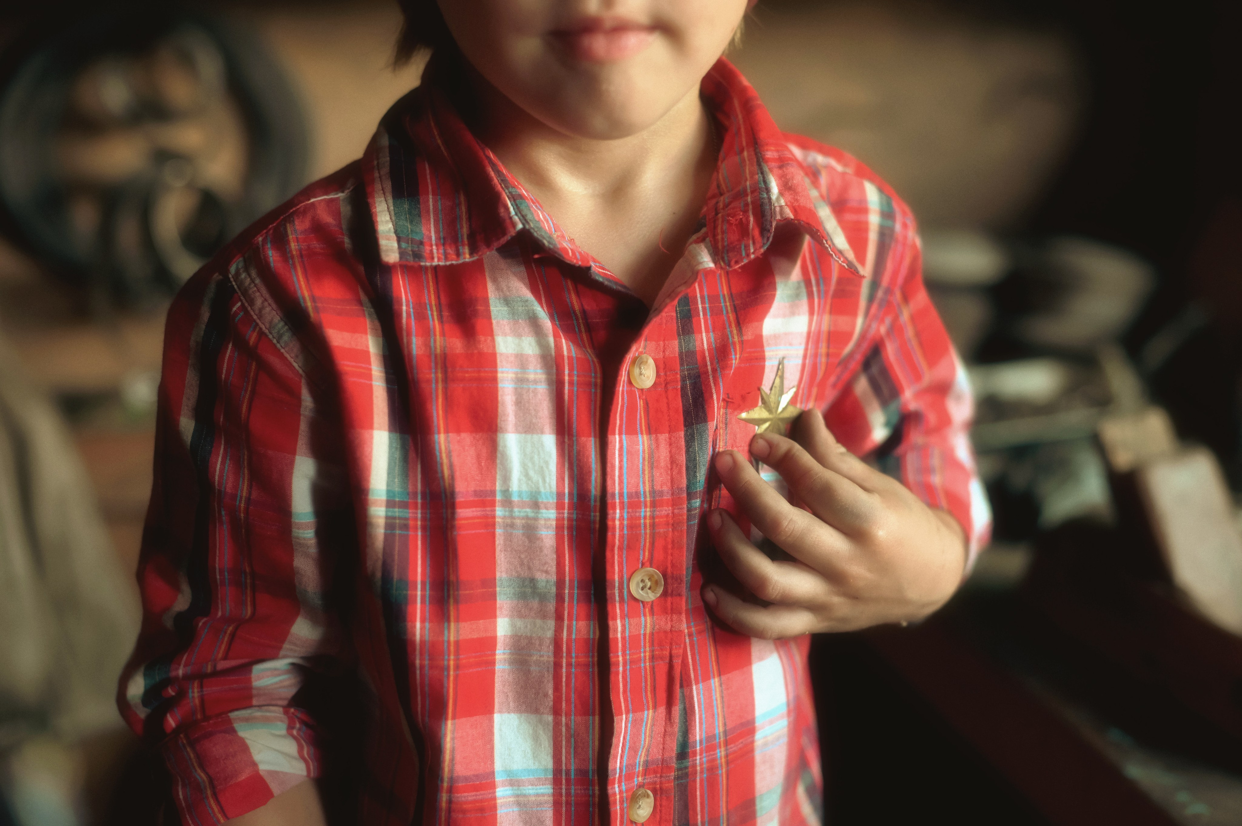 В дедушкиной мастерской. Фотограф Альбина Вакунова