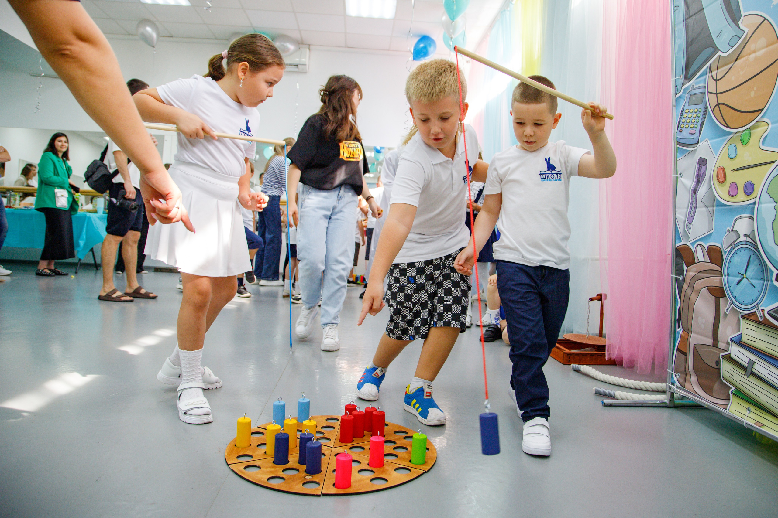 Репортажная съемка праздника знаний в школе. Семейный и школьный фотограф в Москве Анна Ткач