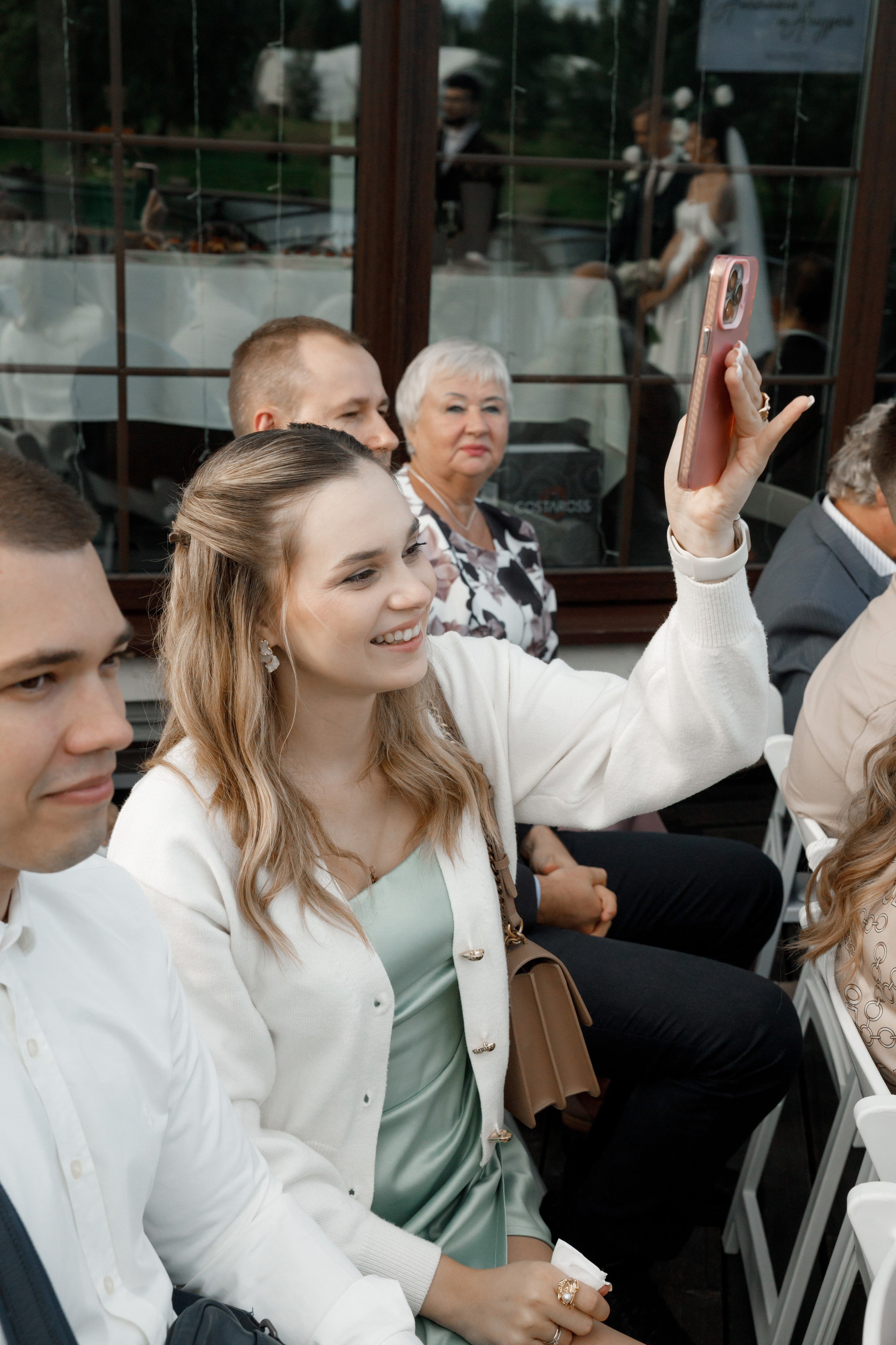 Регистрация в отеле Fish Point, ЗАГС Бутово, прогулка в Остафьево. Свадебный и репортажный фотограф (Москва, Королев и другие)