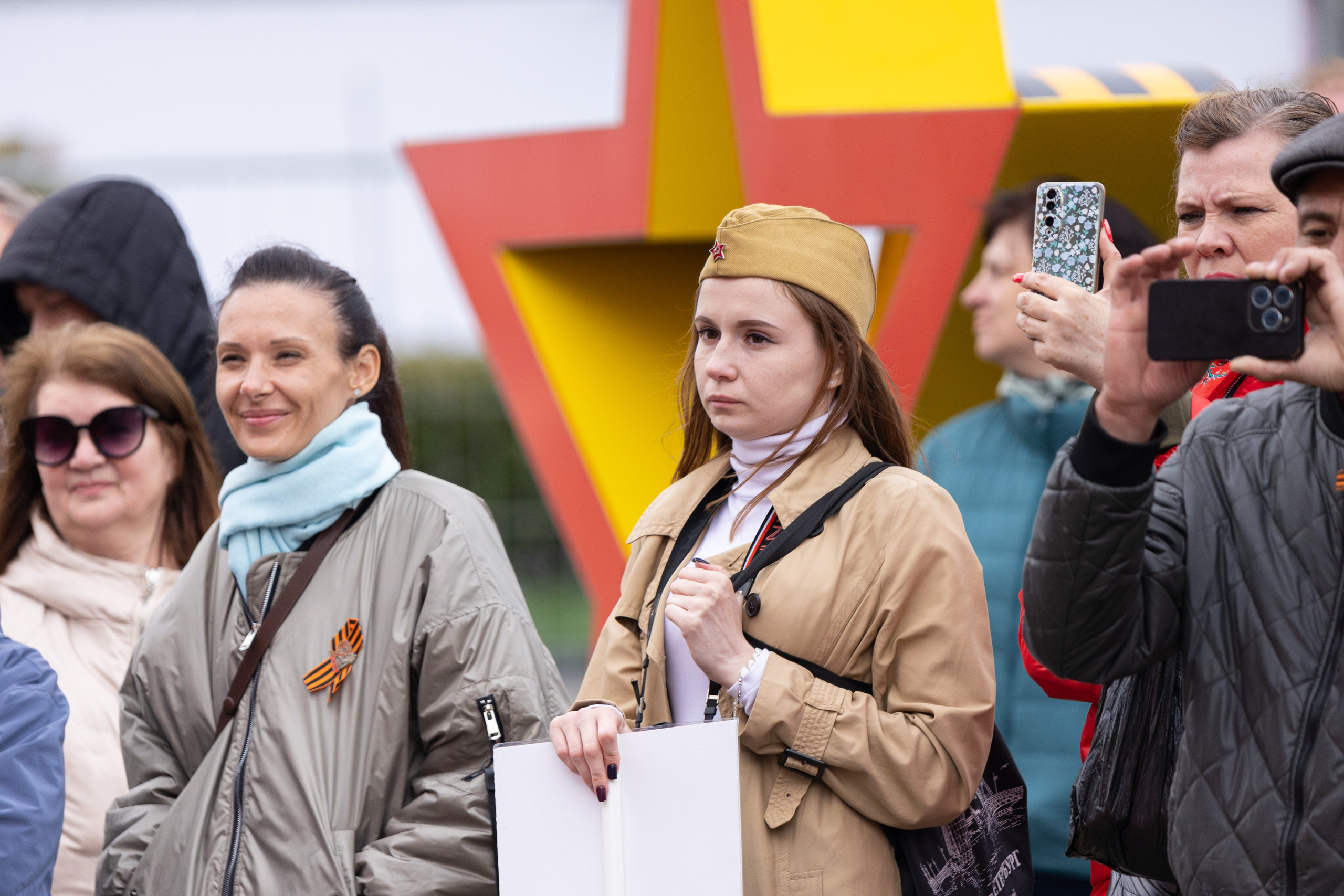 9 мая, выступления 2025 г. Олег Катакинов| Репортажный фотограф в городе у моря (Владивосток)