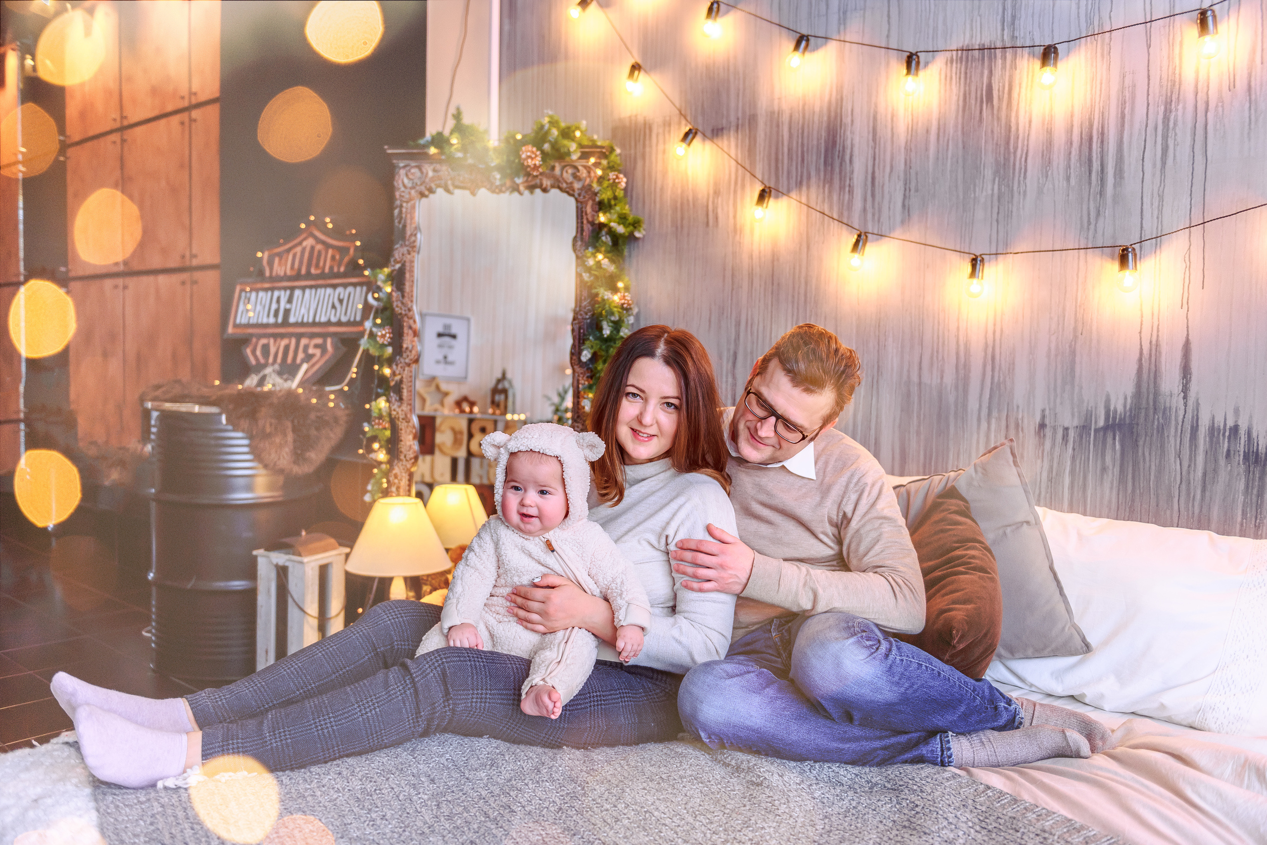 Семья Алексея и Ольги в фотостудии PROSTYLE. Свадебный и семейный фотограф в Москве Юлия Винник