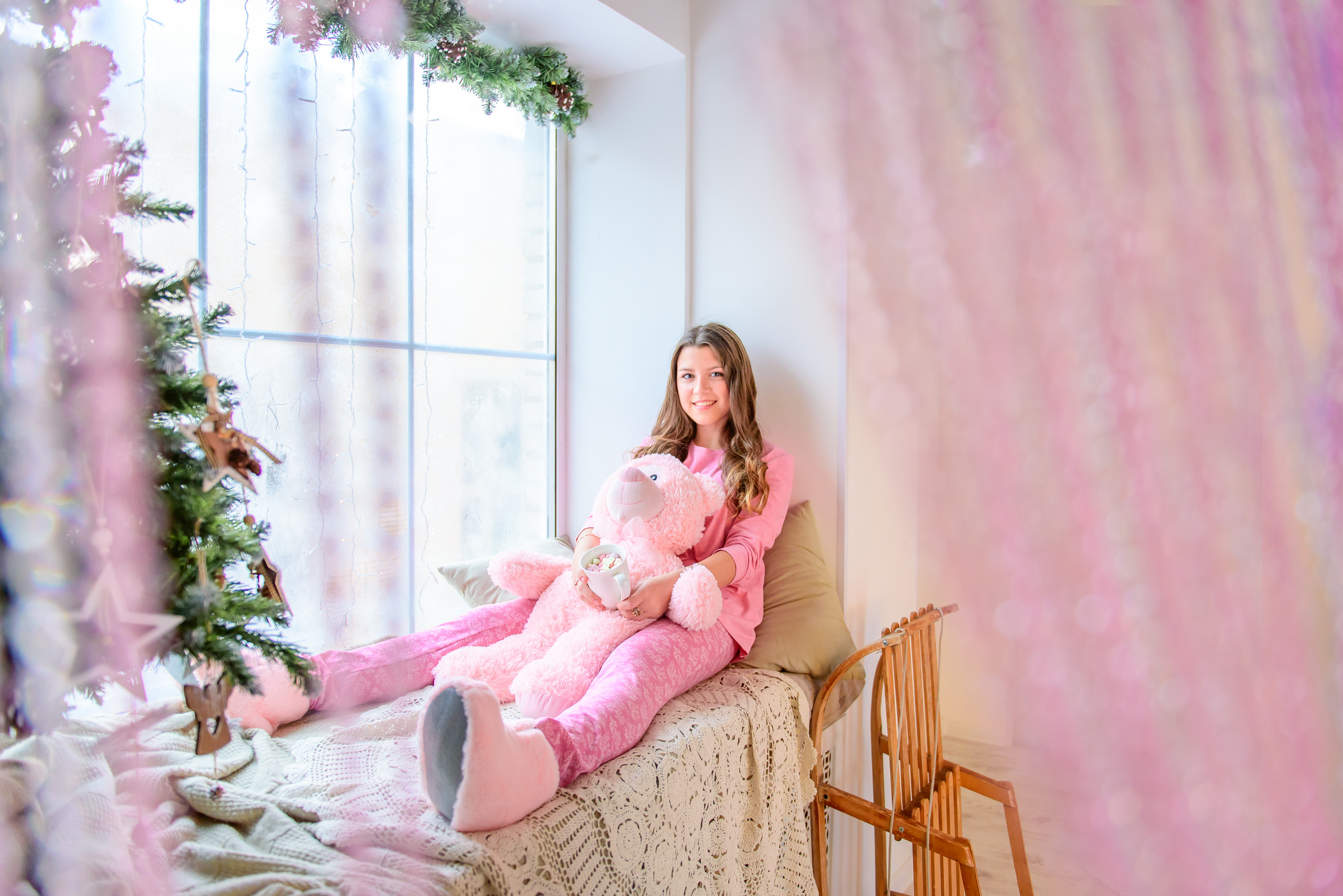 Новогодняя фотосессия для семьи Олега и Натальи в Loft18 Studio. Свадебный и семейный фотограф в Москве Юлия Винник