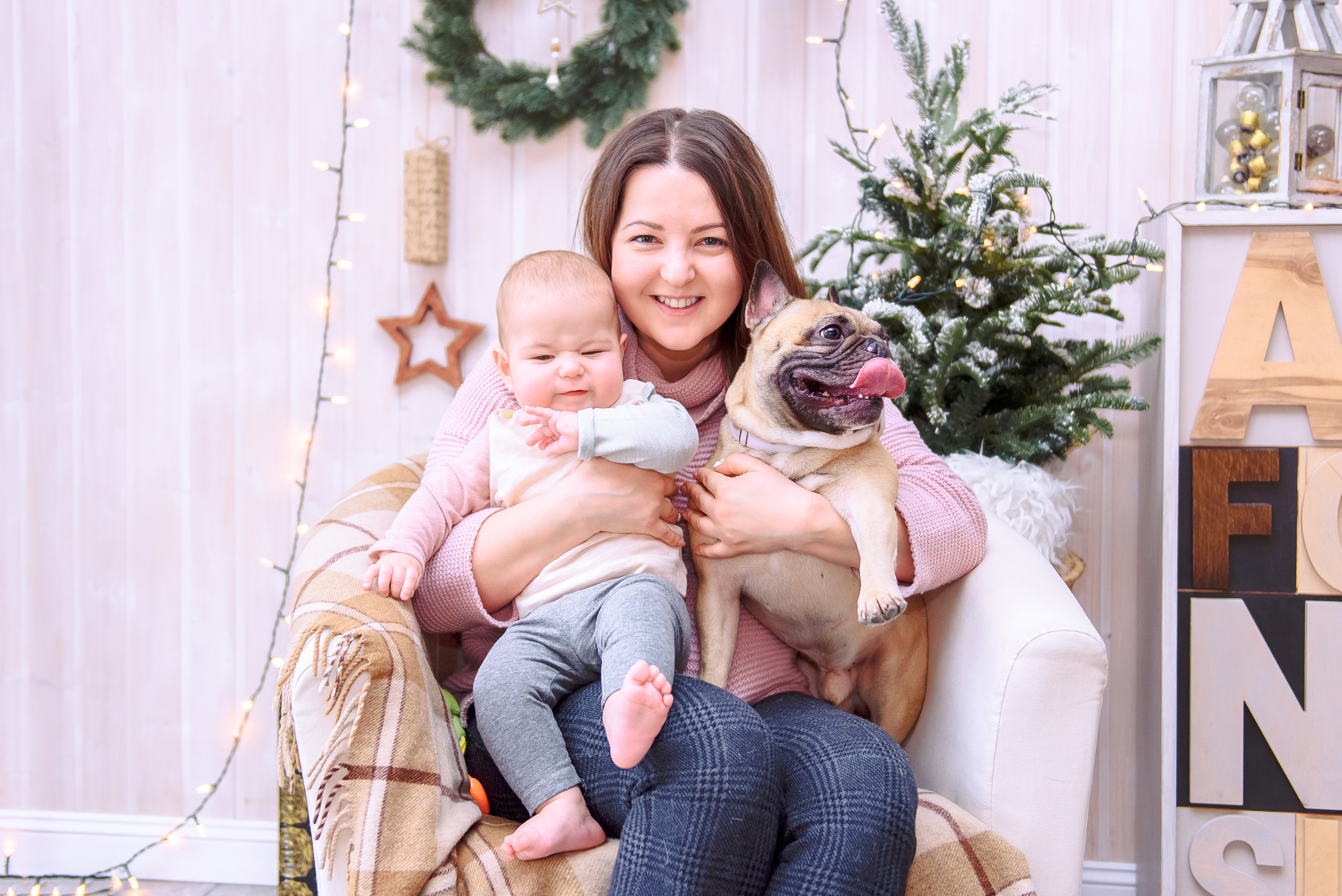 Семья Алексея и Ольги в фотостудии PROSTYLE. Свадебный и семейный фотограф в Москве Юлия Винник