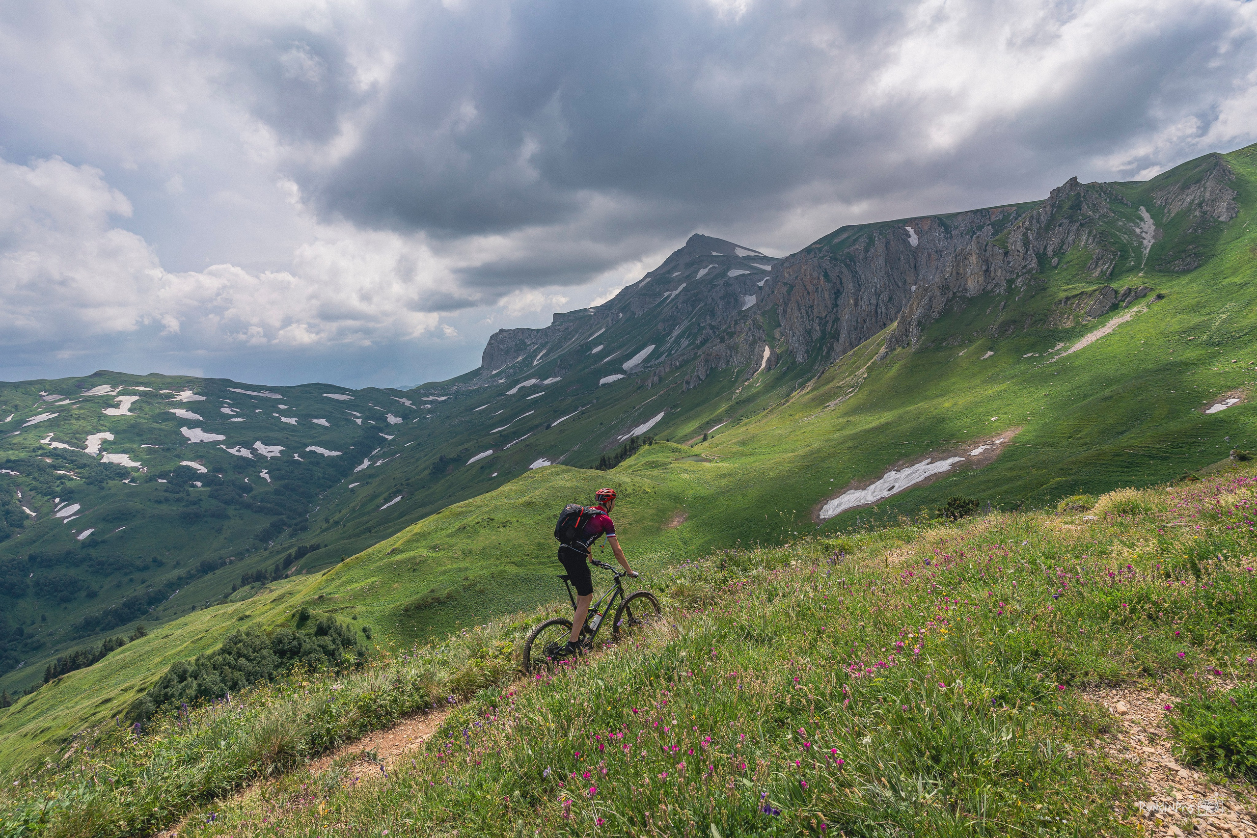 Велотур Велотридцатка 13 июля 2024 Ковальтур. Репортажный фотограф в Краснодаре Рындин Дмитрий