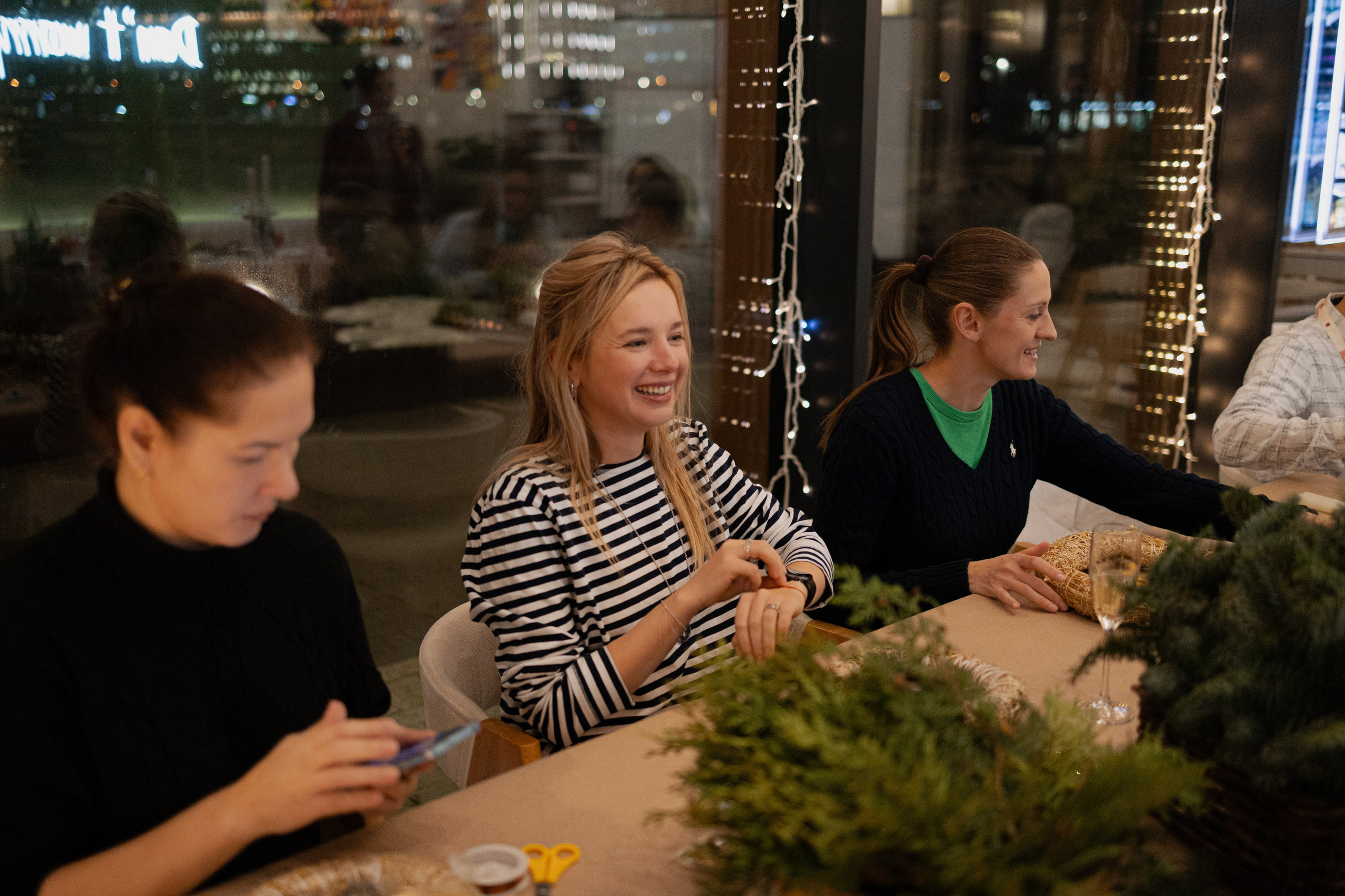 Мк свечи и венок (новогодний корпоратив). Анастасия Ракчеева Художник