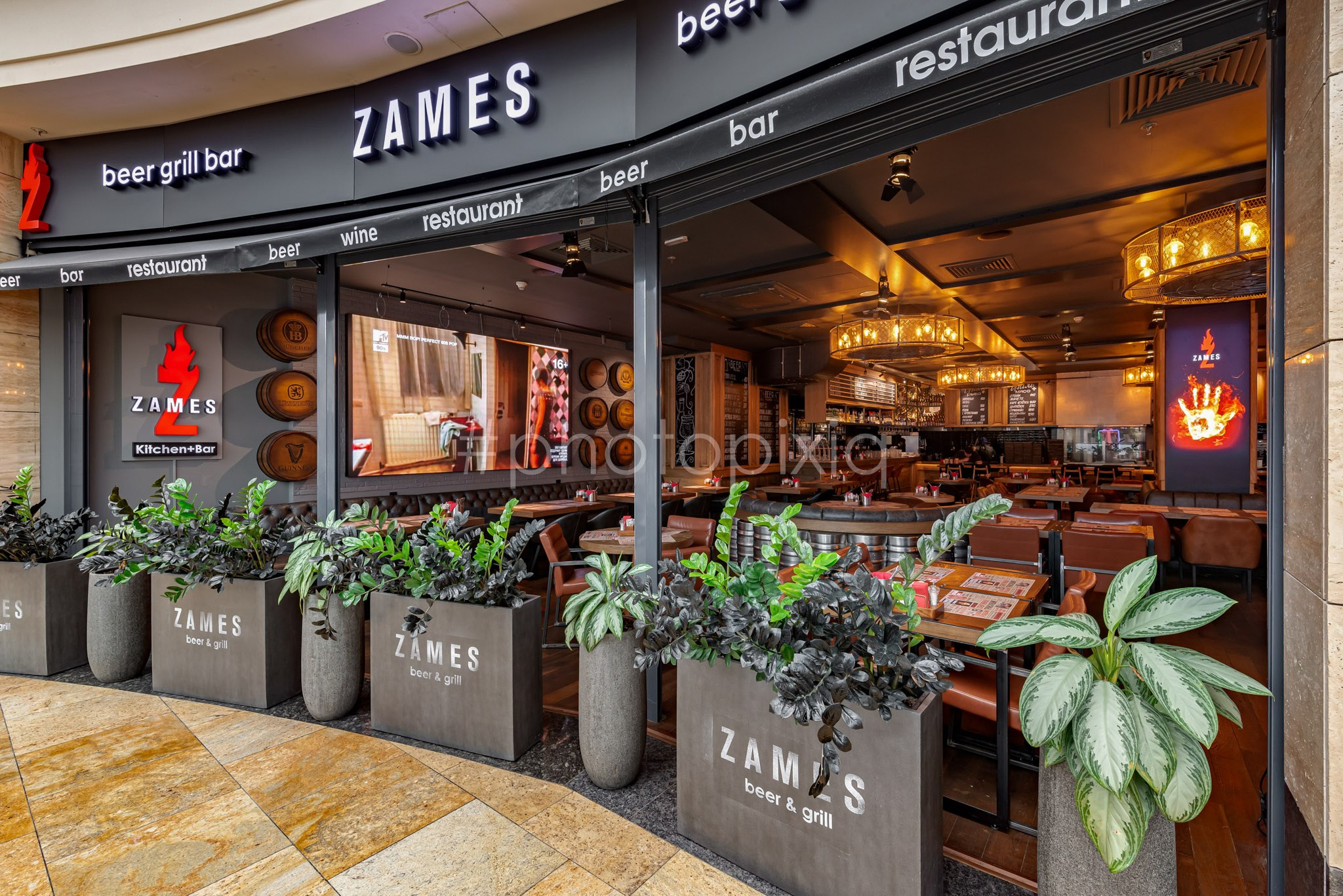 Интерьерная фотосъёмка ресторана ZAMES. Интерьерная съёмка и виртуальные туры — Интерьерный фотограф Кузнецов Сергей (photopixiq)