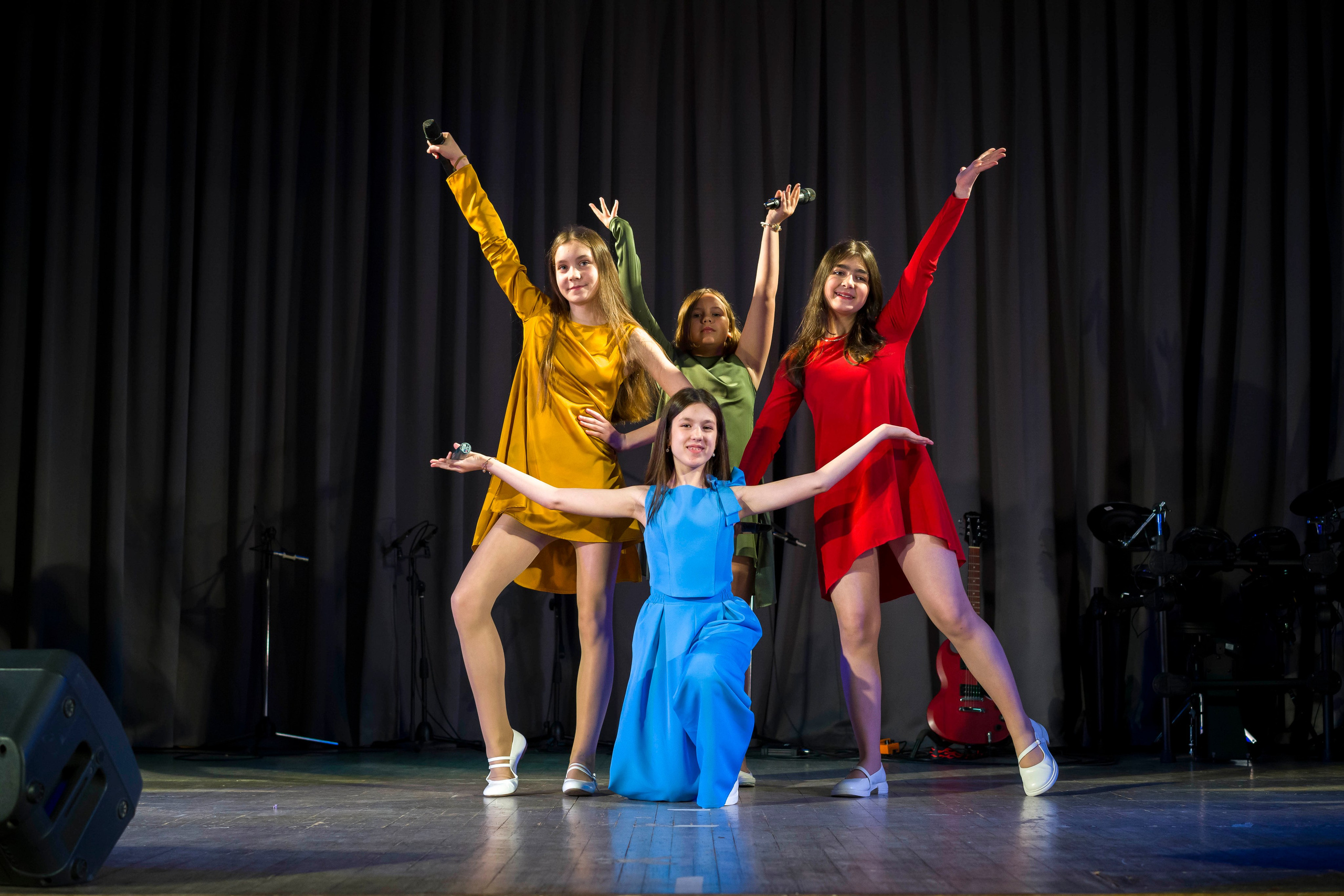 Концерт вокальной студии. Фотограф в Санкт-Петербурге. Репортажная и все съёмки для бизнеса