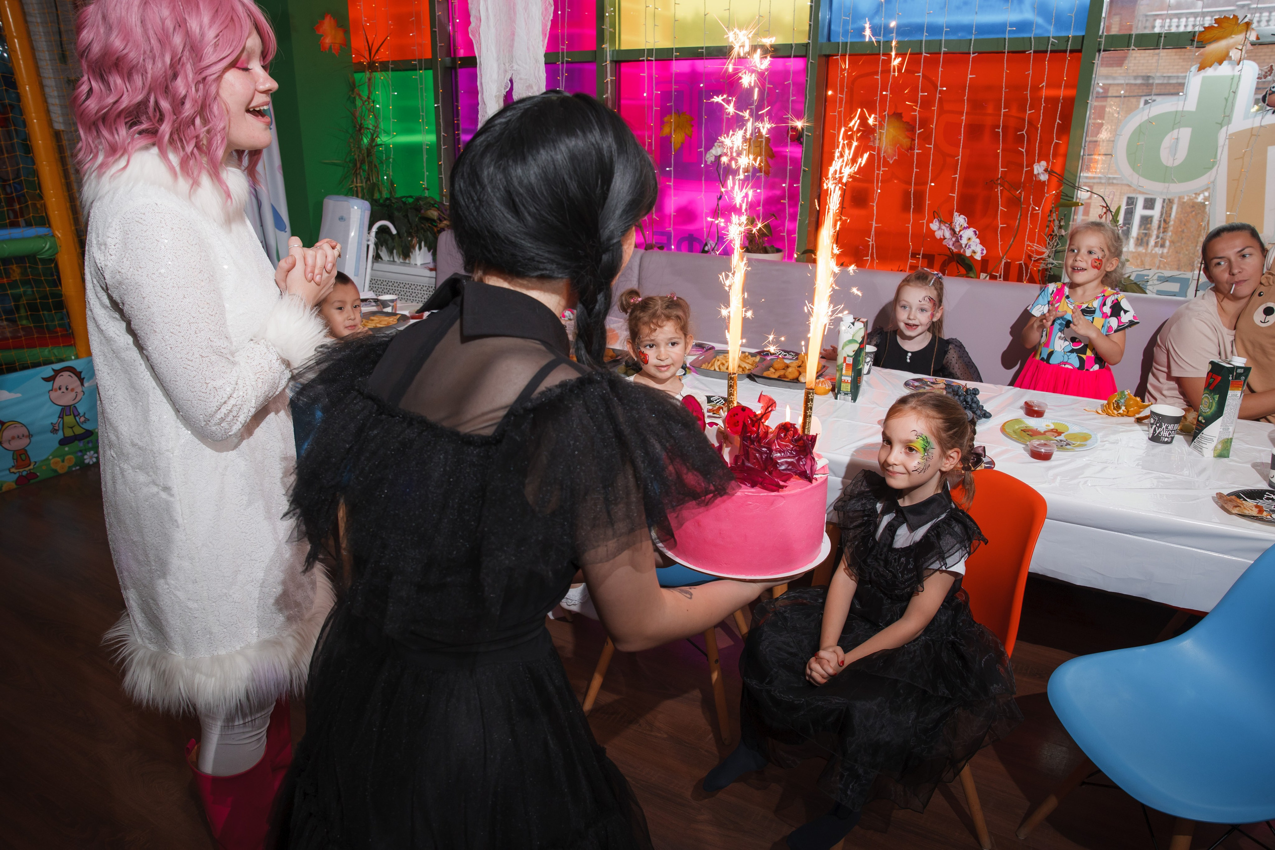 День рождения Маши в стиле «Wednesday». Свадебный и репортажный фотограф (Москва, Королев и другие)