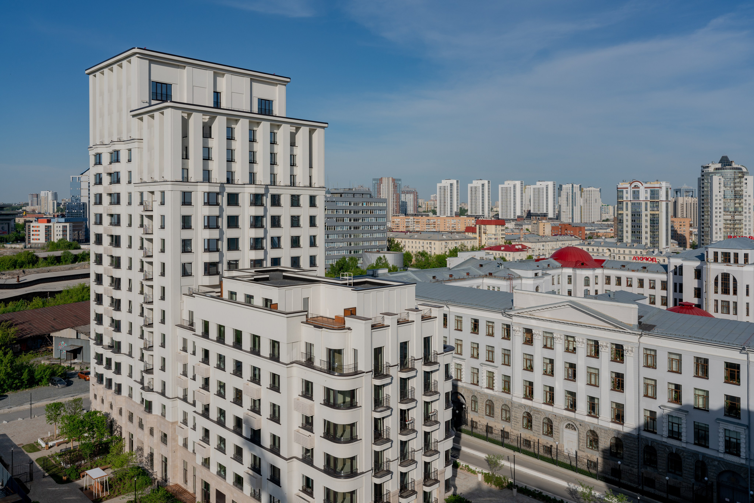 На Некрасова | Брусника. Архитектурный фотограф Кирилл Цыбенко. Работаю в Москве, по всей России и Миру