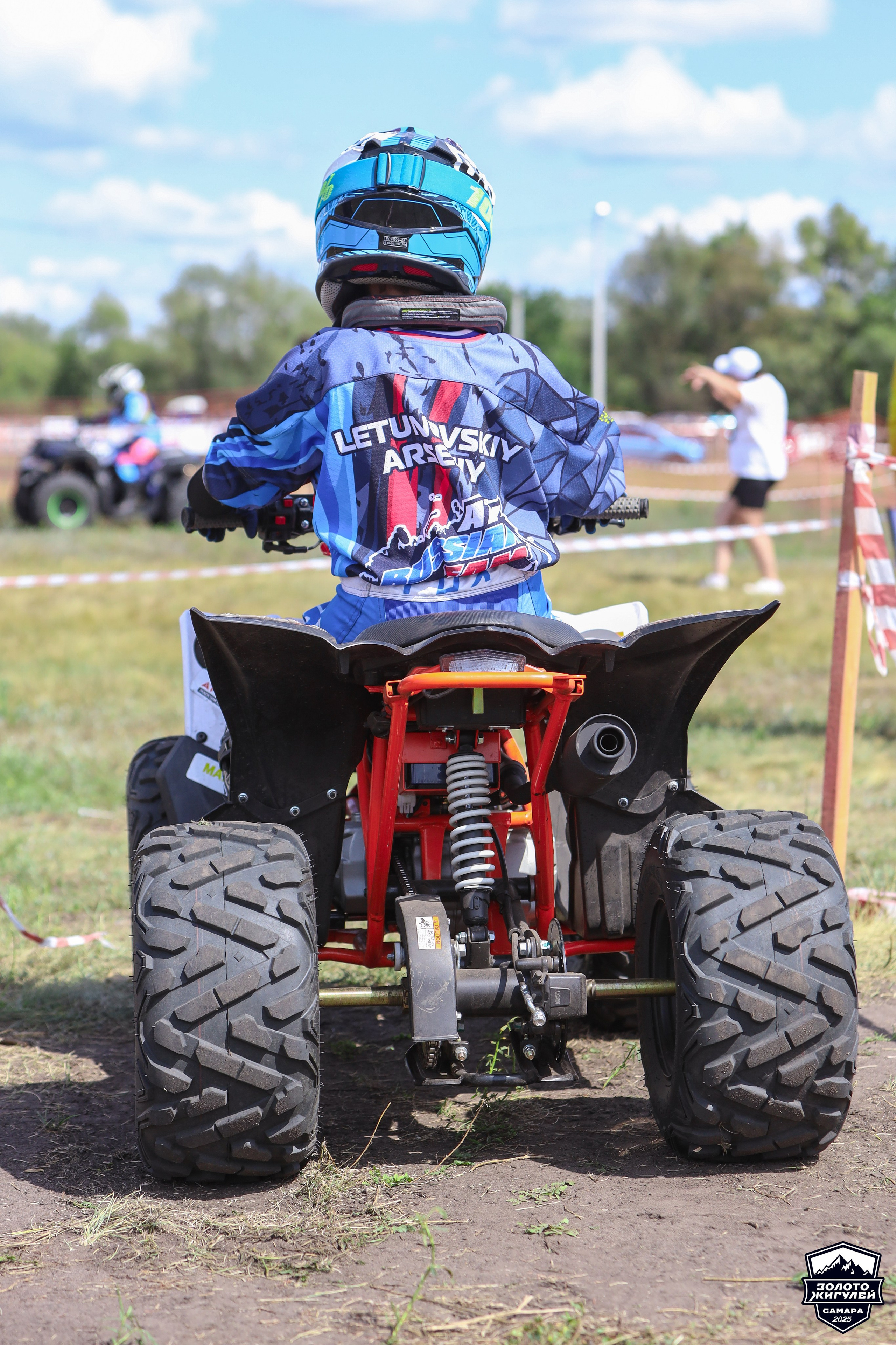 Заезды «МИНИ ДЕТИ» и «МАКСИ ДЕТИ». Кубок России по гонкам с водными препятствиями на квадроциклах «Золото Жигулей 2025». Спортивный фотограф в Самаре