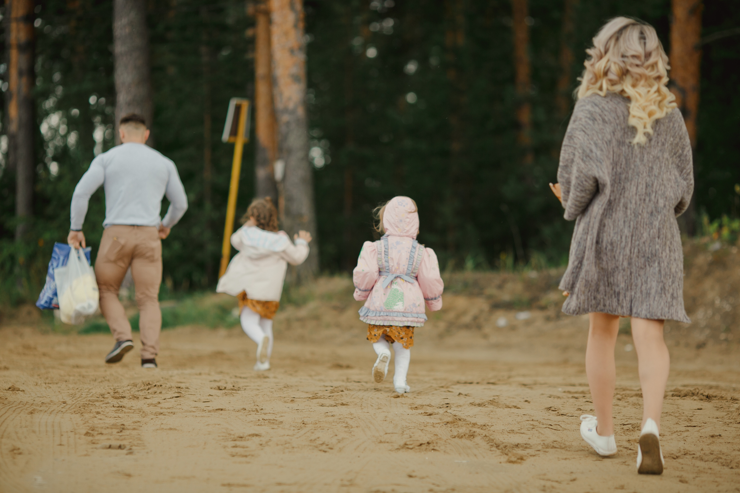 Семейная фотосессия на карьерах. Свадебный и семейный фотограф Ольга Сморжанюк
