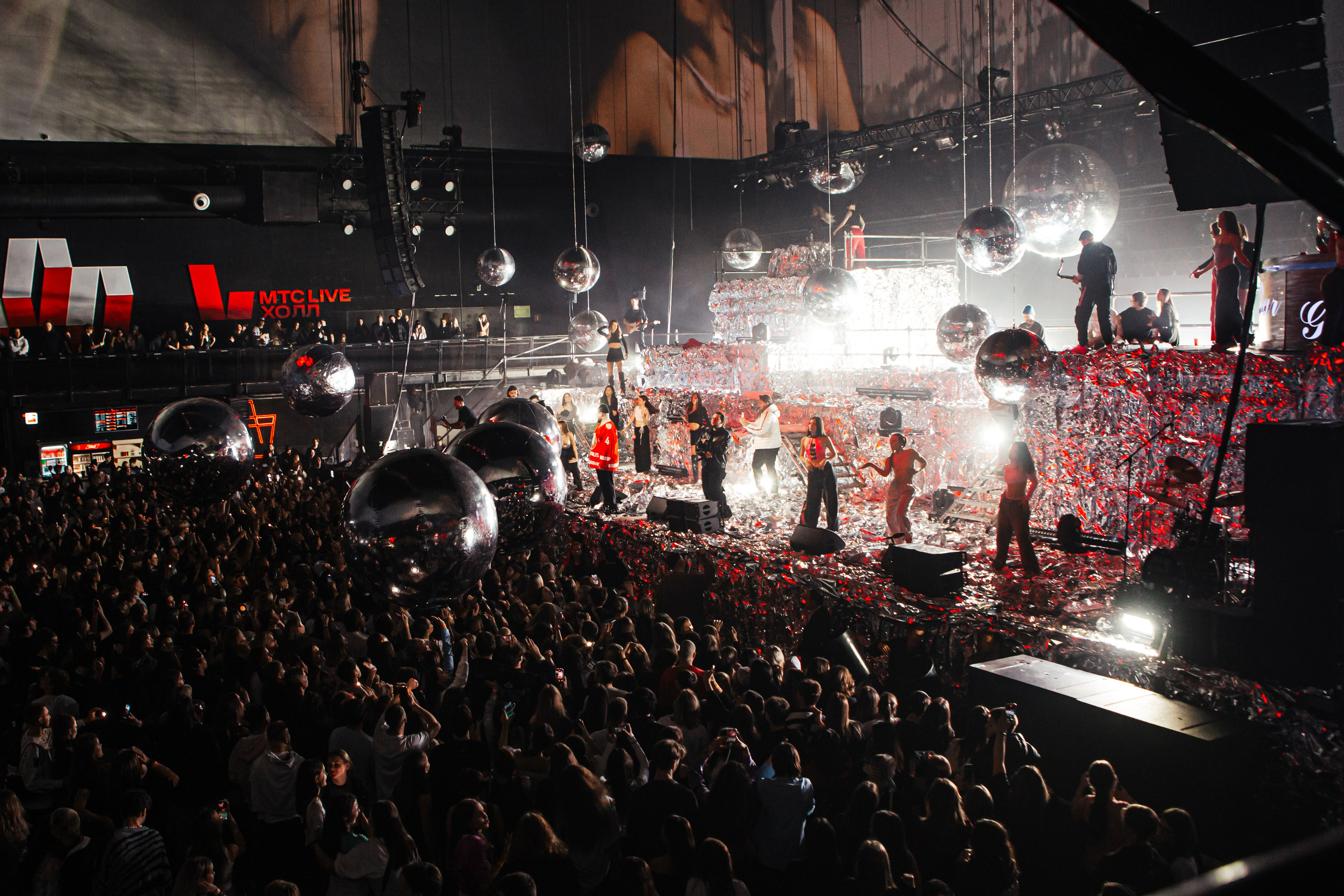 NKEEEI, UNIQE, ARTEM SHILOVETS. Фотограф из Санкт-Петербурга Валерия Ленских