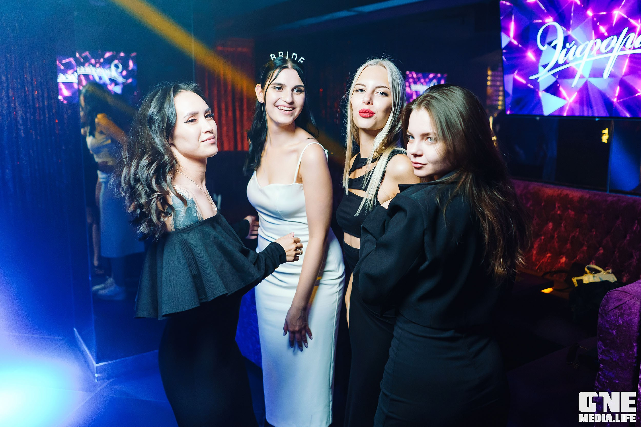 Фоторепортаж из караоке-клуба Эйфория. One Media Life: фоторепортажи, фотоотчеты с мероприятий и заведений