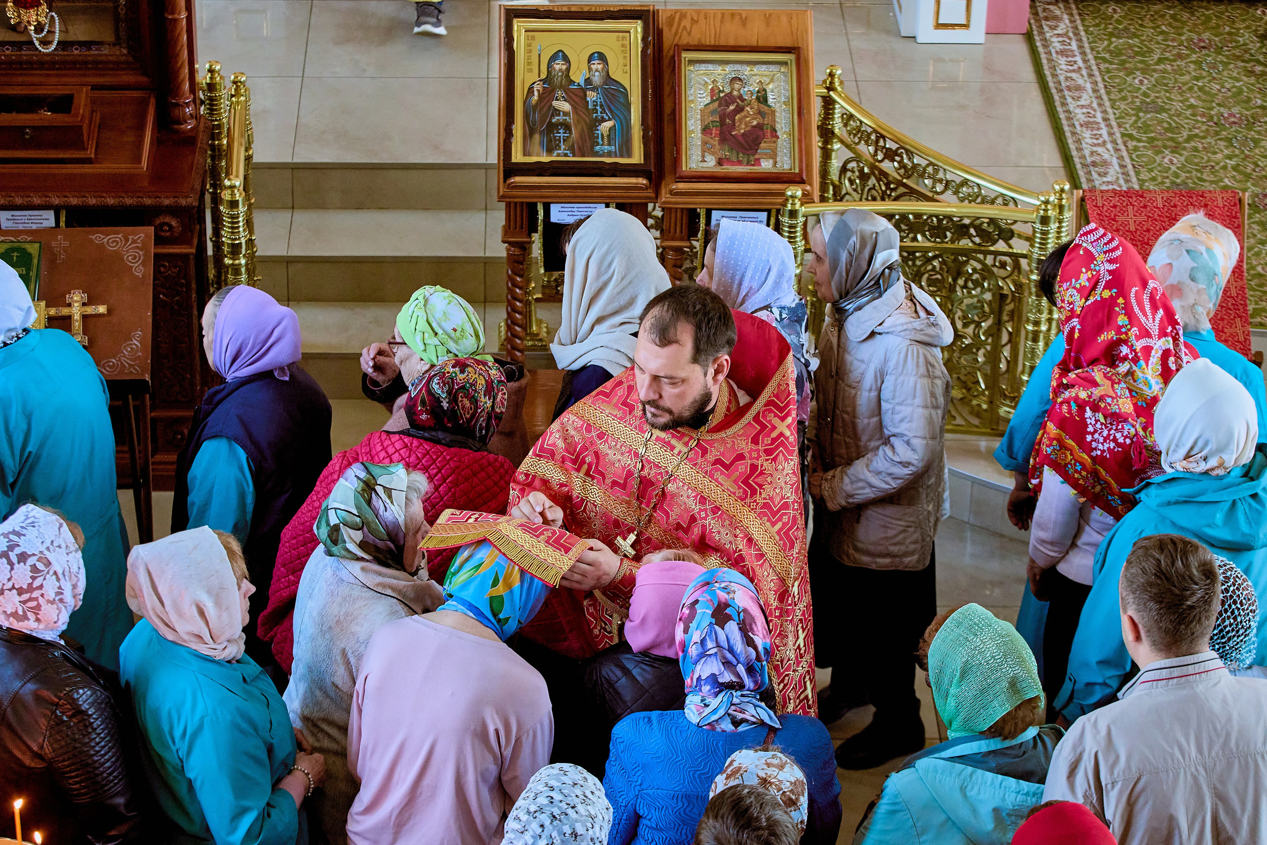 Православный портретный и детский фотограф Николай Голованов. Праздник День Святых Жен Мироносиц