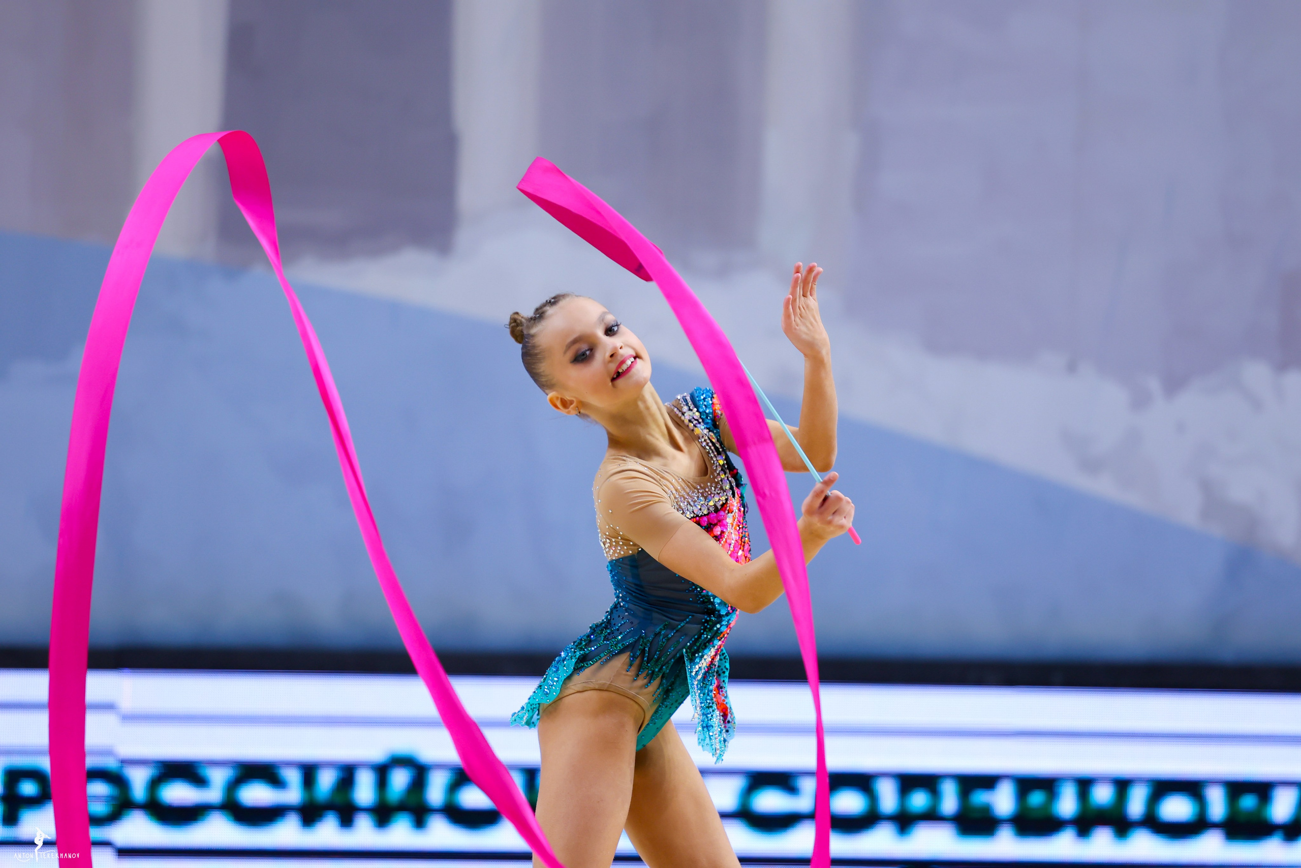 Локогимнастика 2025 11-13.04.2025. Спортивный и репортажный фотограф Антон Тереханов