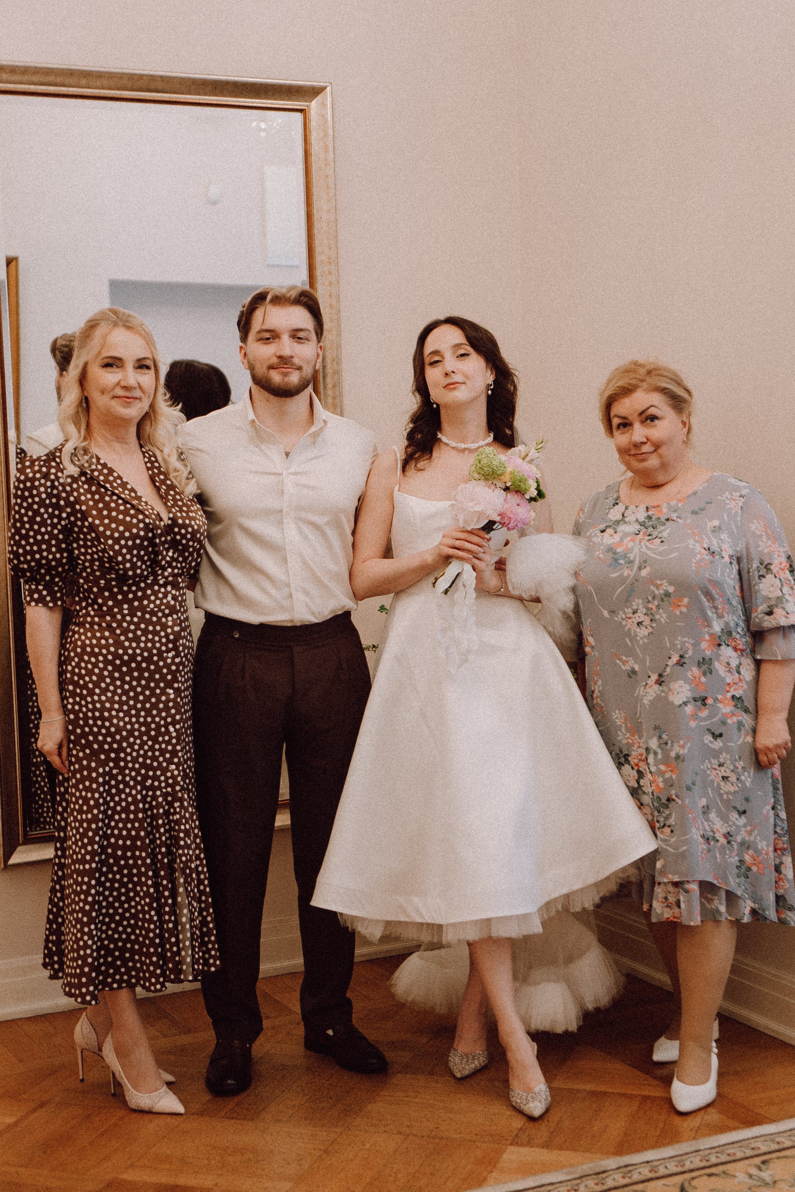 СВАДЕБНАЯ ФОТОСЕСИСИЯ В ГОРОДЕ ПУШКИН. Профессиональный фотограф, Санкт-Петербург — Виктория Богомолова