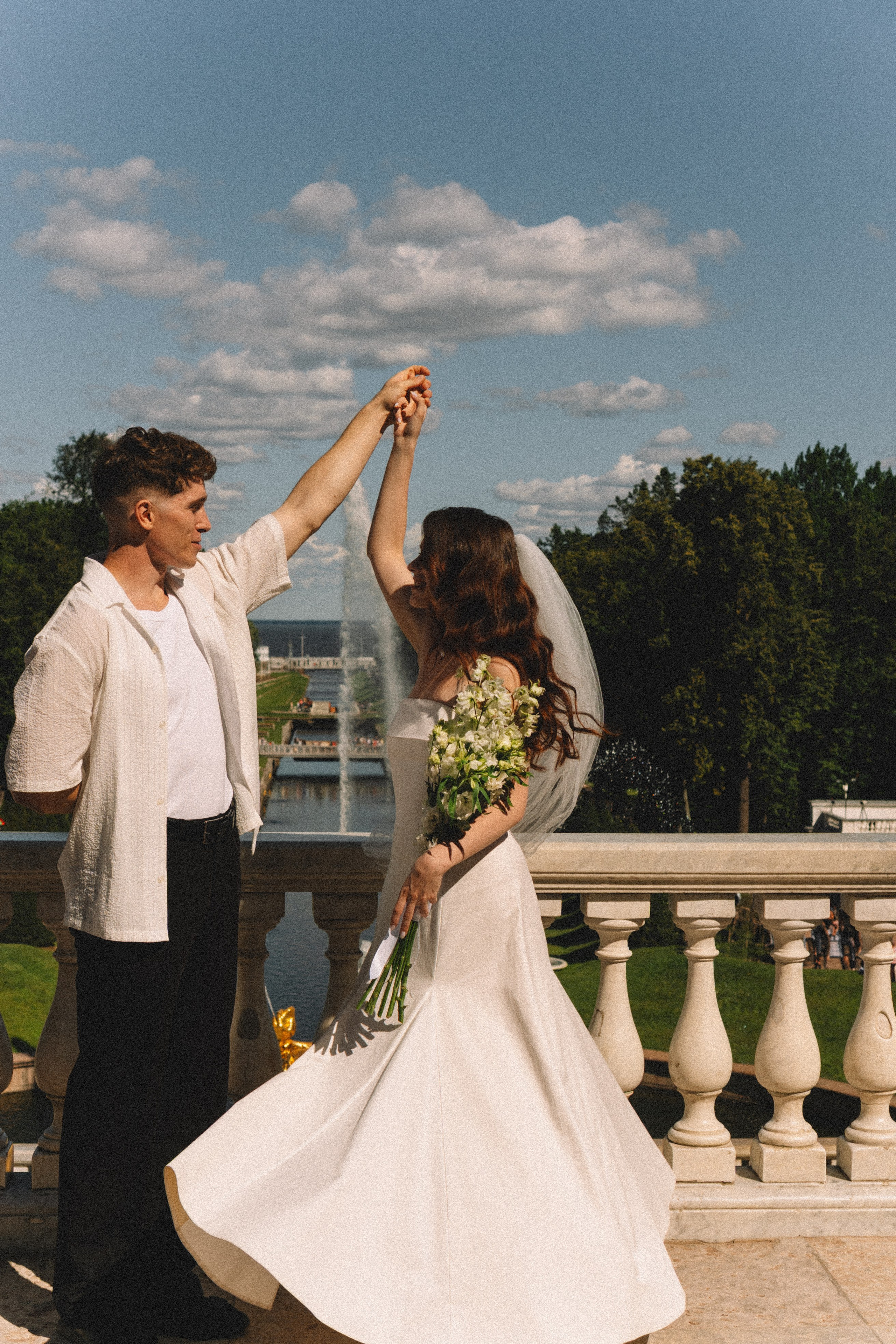 СВАДЕБНАЯ СЬЕМКА В ПЕТЕРГОФЕ И СЬЕМКА РЕПОРТАЖА В ЗАГСЕ ПЕТЕРГОФА. Профессиональный фотограф, Санкт-Петербург — Виктория Богомолова