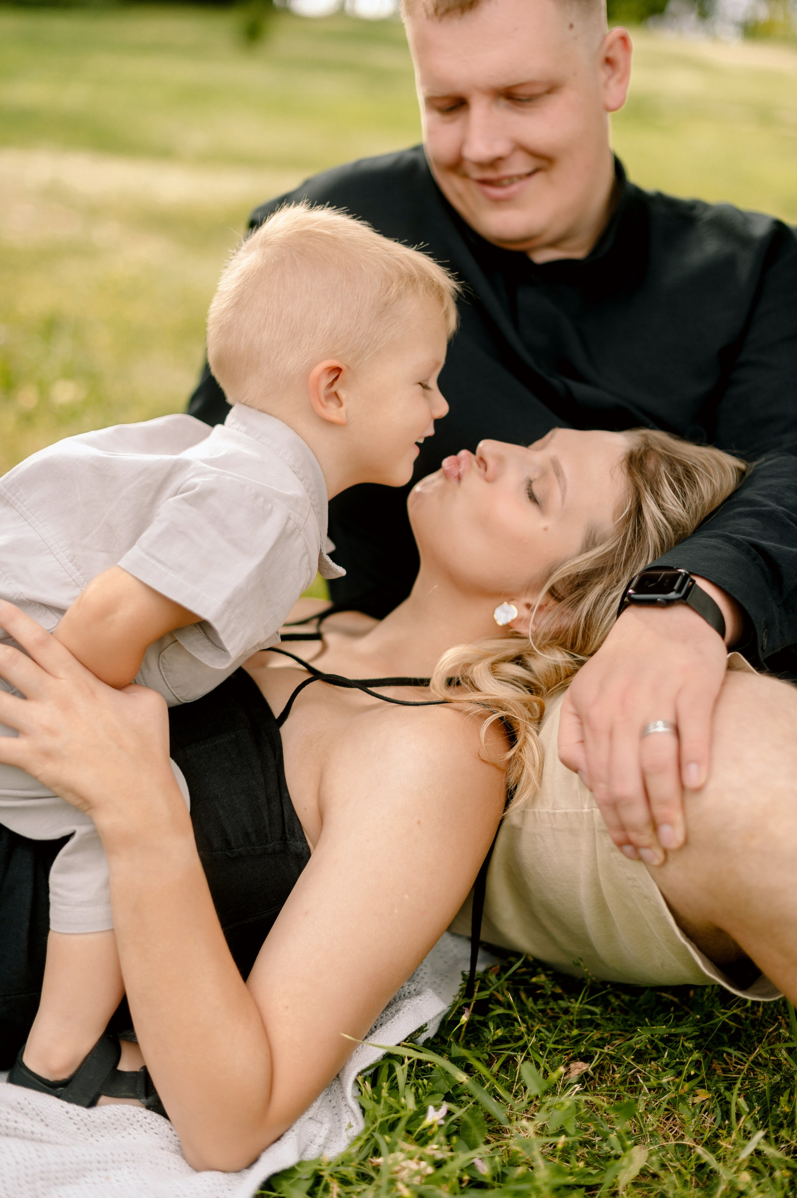 С АРОМАТОМ СКОШЕННОЙ ТРАВЫ. Шашкова Вероника / Свадебный и семейный фотограф Москва и Ярославль