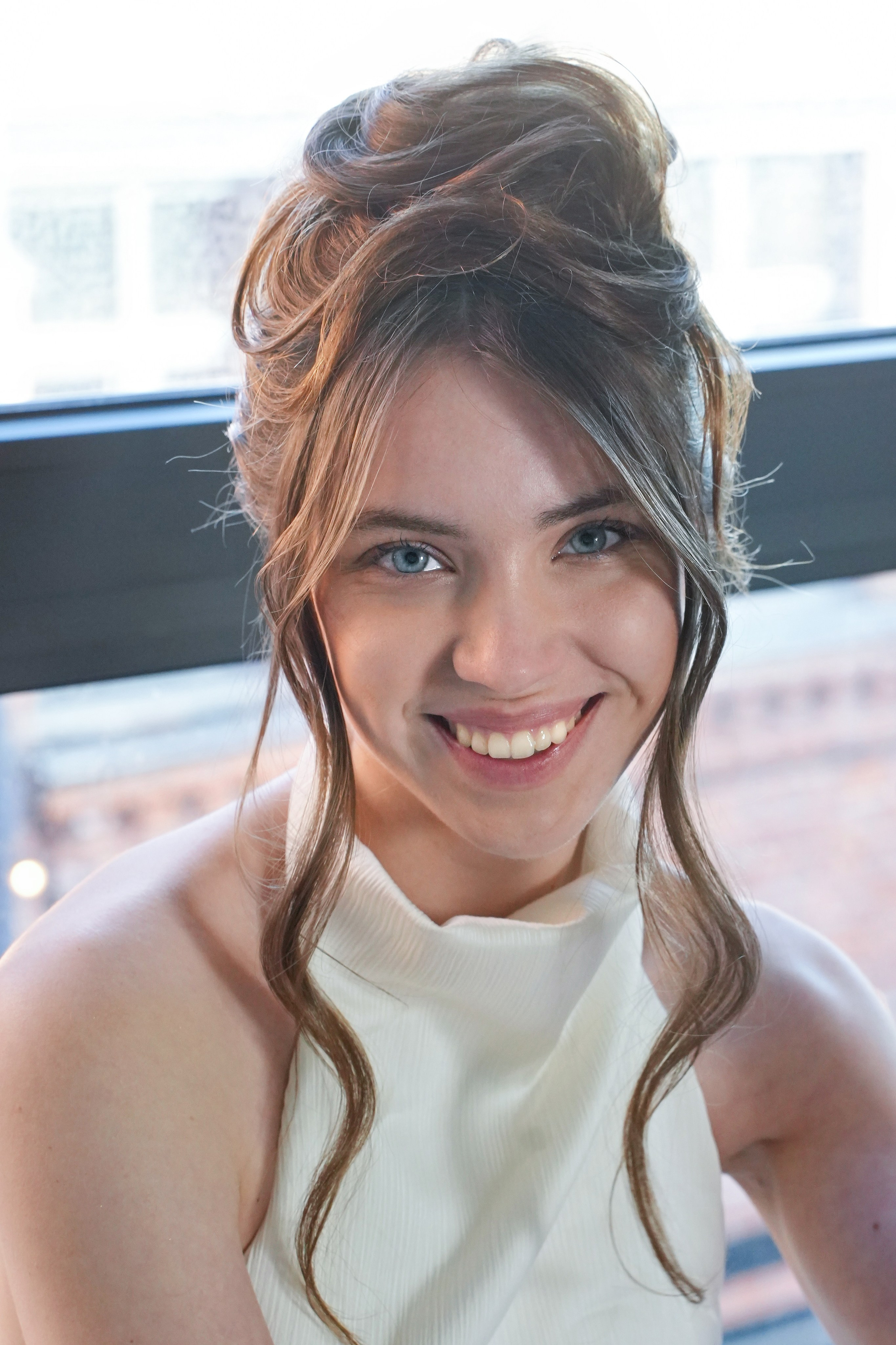 Коммерция SCLE. Костюмер, художник кино и телевидения в спб