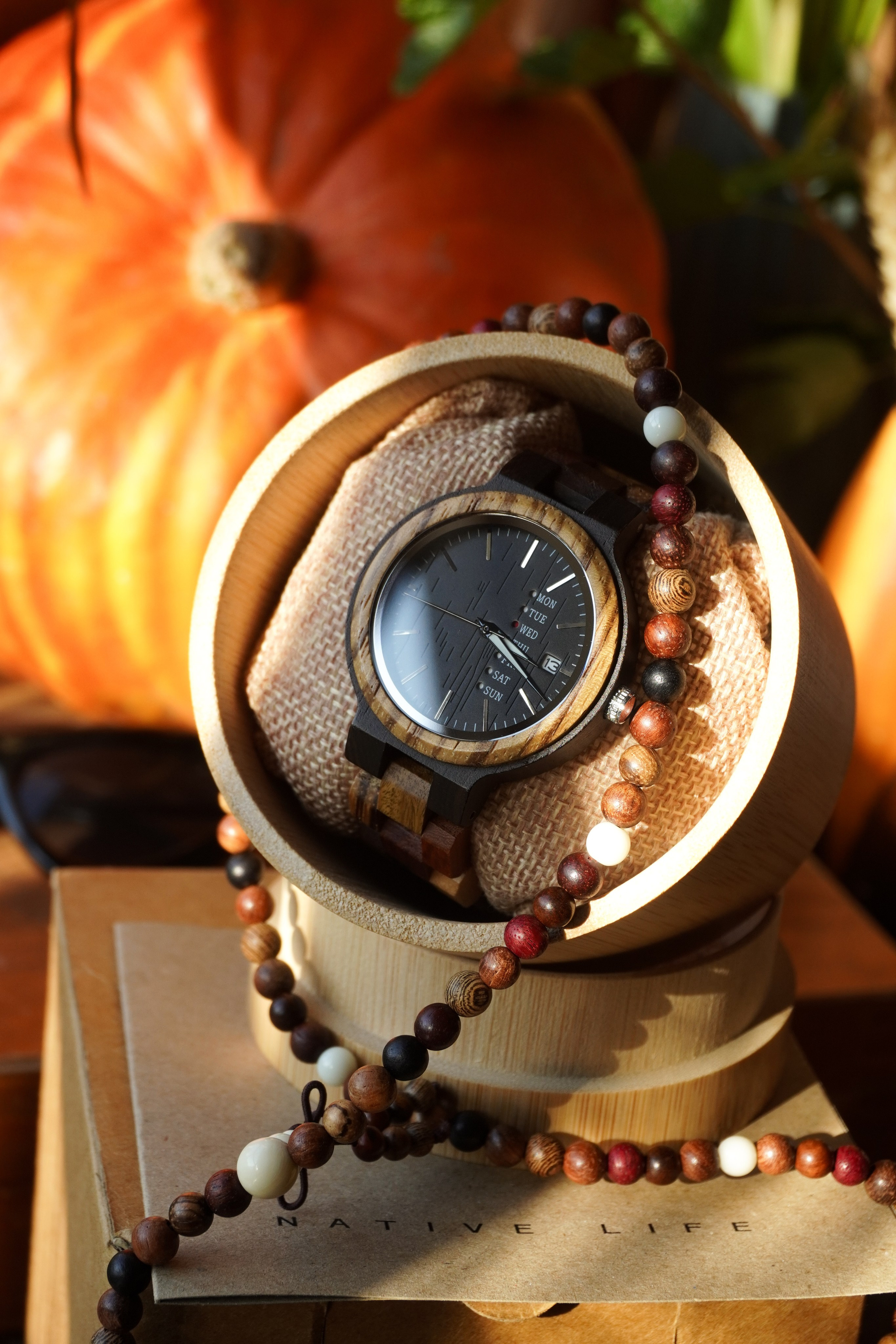 Часы. Кузнецова Мария — профессиональный фотограф в Санкт-Петербурге | Предметная фотосъёмка, модельные тесты, актёрское портфолио, концерты