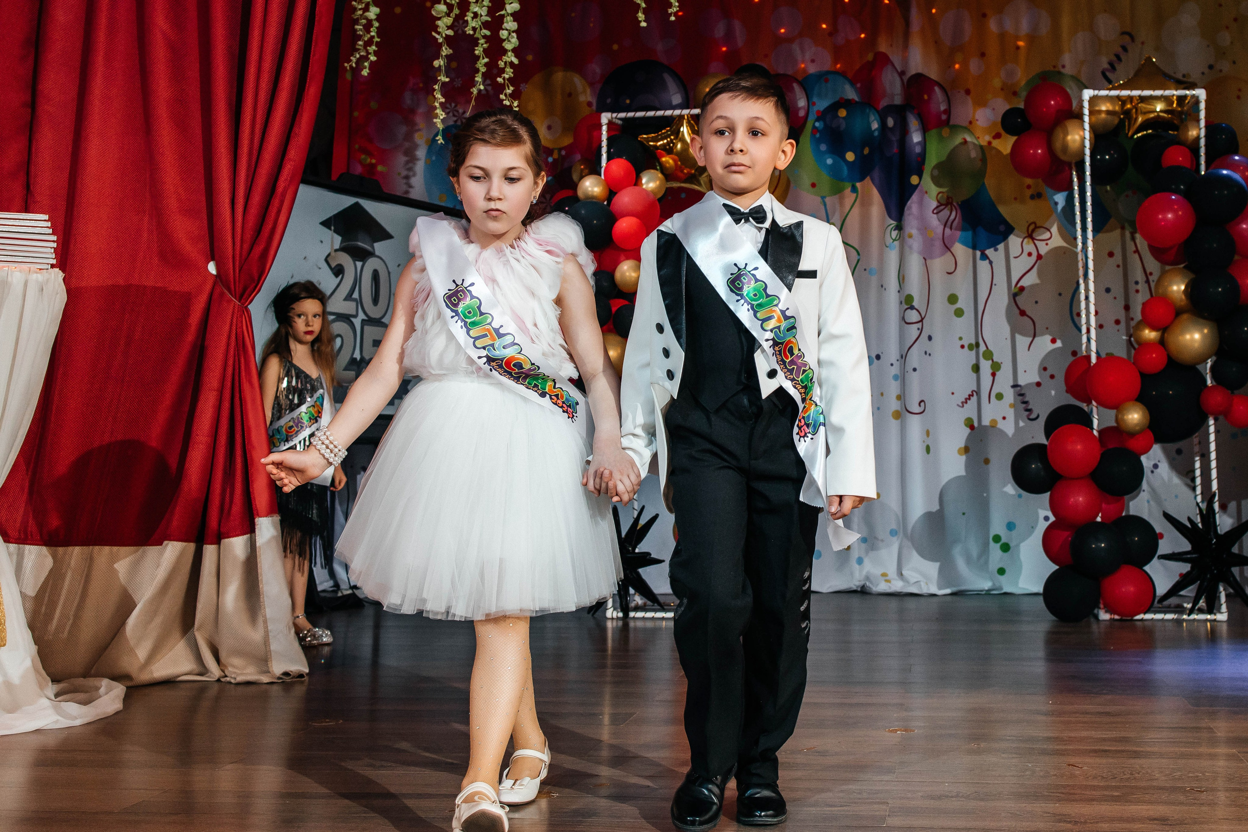 Выпускной в ЛИМПИК. Фотограф в Санкт-Петербурге Виктория Безверхая