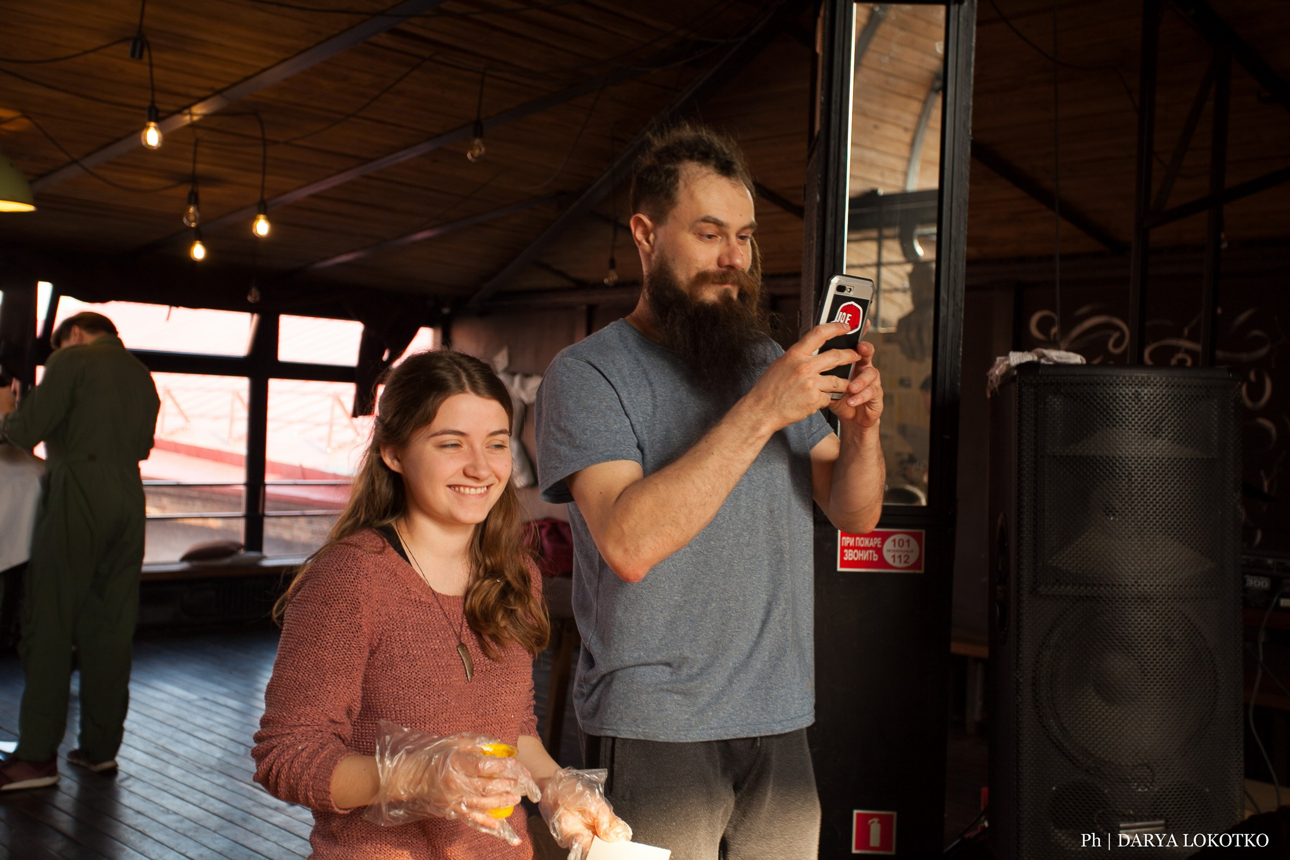 Мастер класс Fluid Art. Фотограф Дарья Локотко в Красноярске