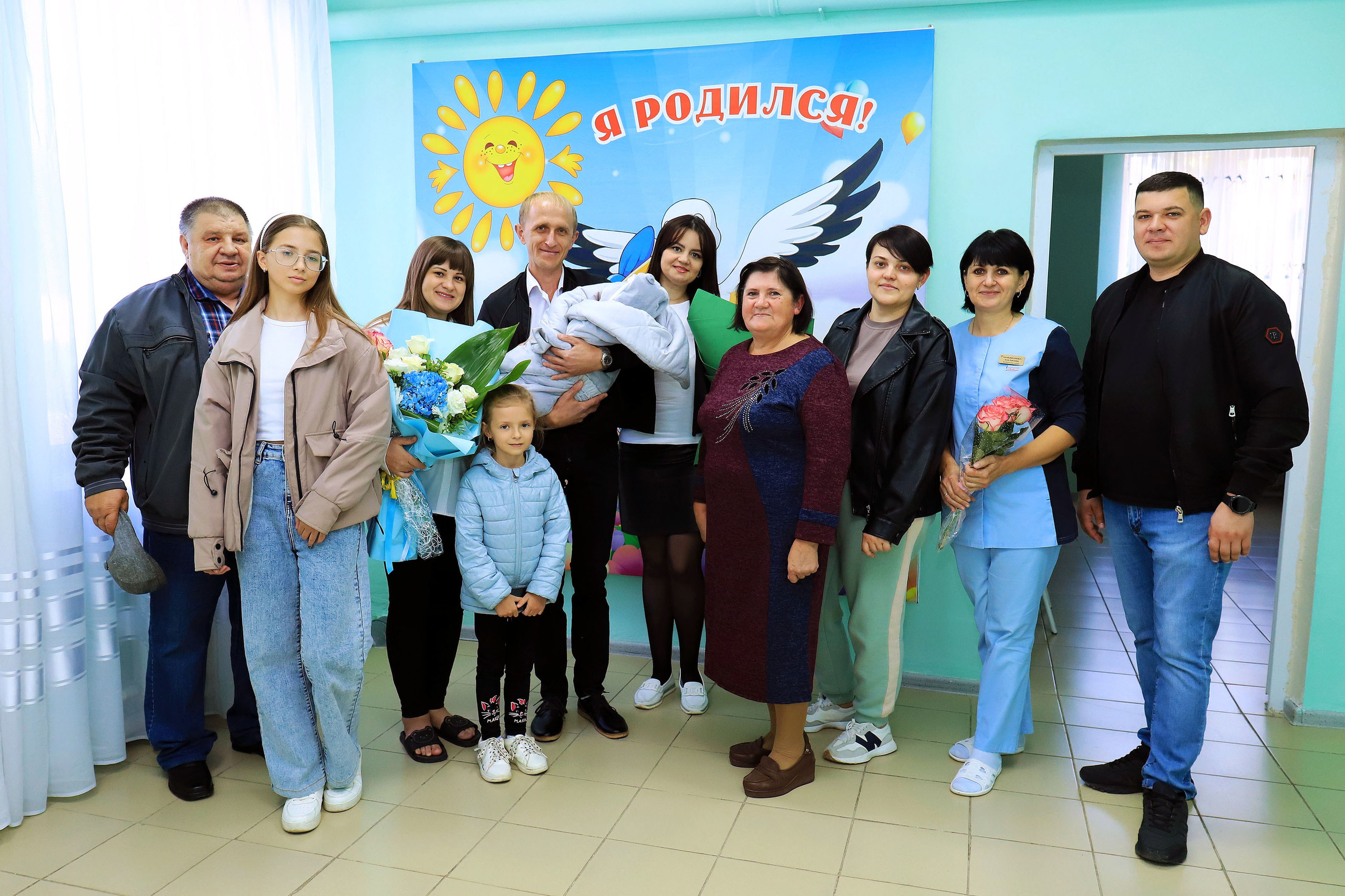 Выписка из роддома. Игорь Варава свадебный фотограф видеограф Белая Глина Краснодар