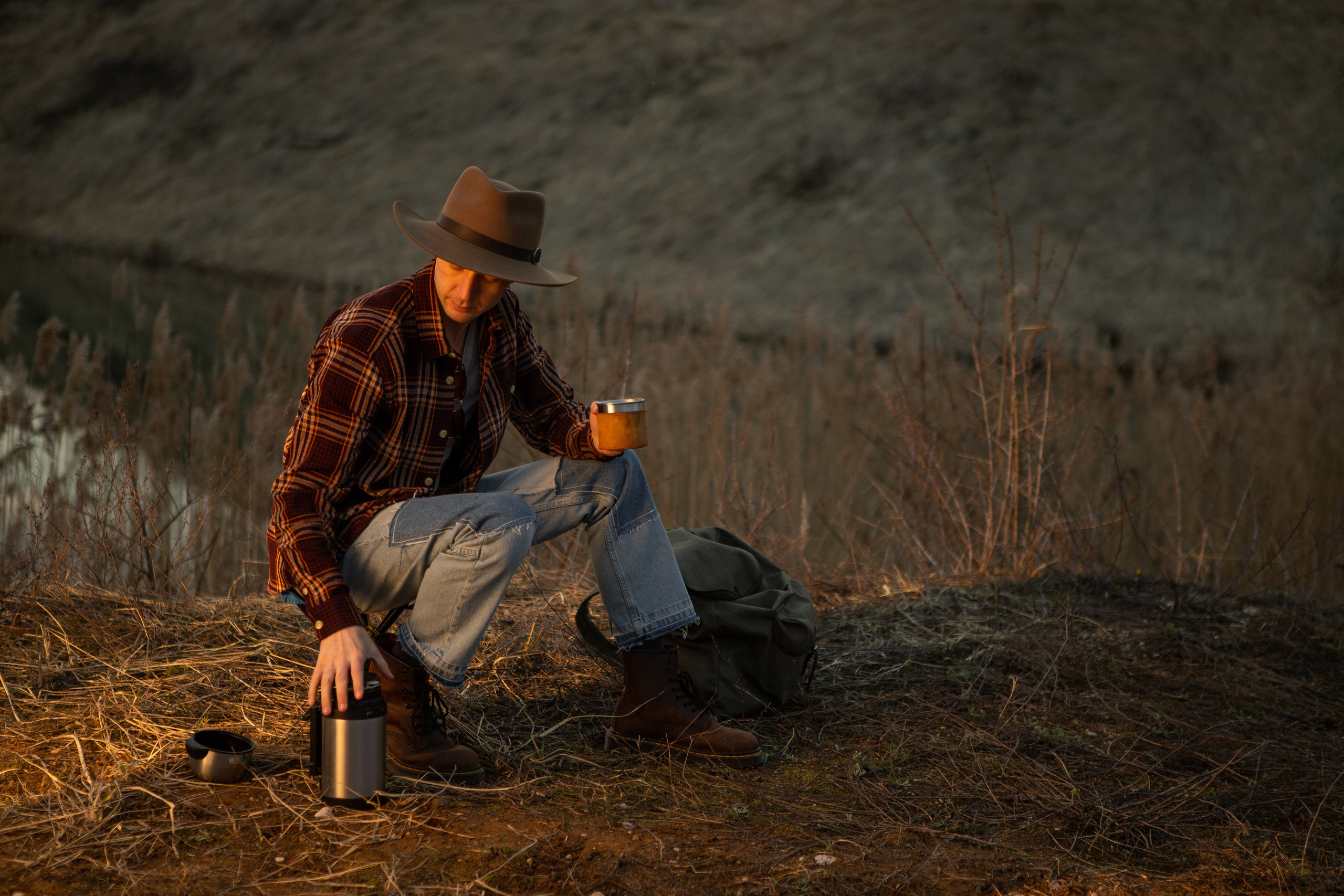 Мужская фотосессия на природе в Подмосковье. Атмосферный мужской портрет