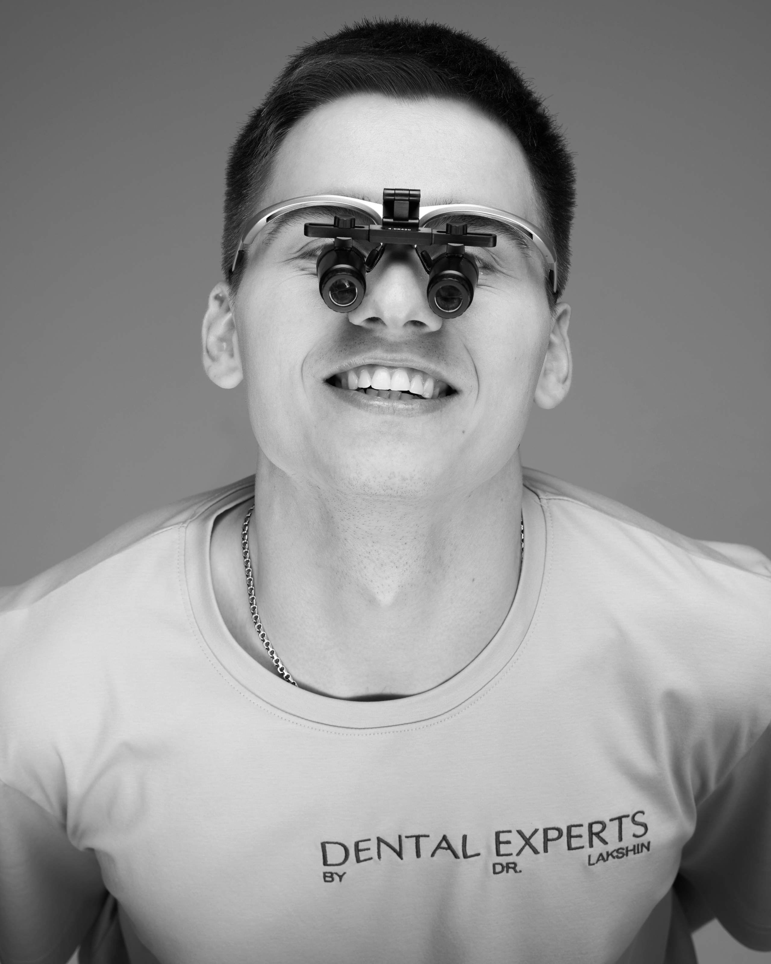Dental Experts. Портретный фотограф в Москве Александр Тен