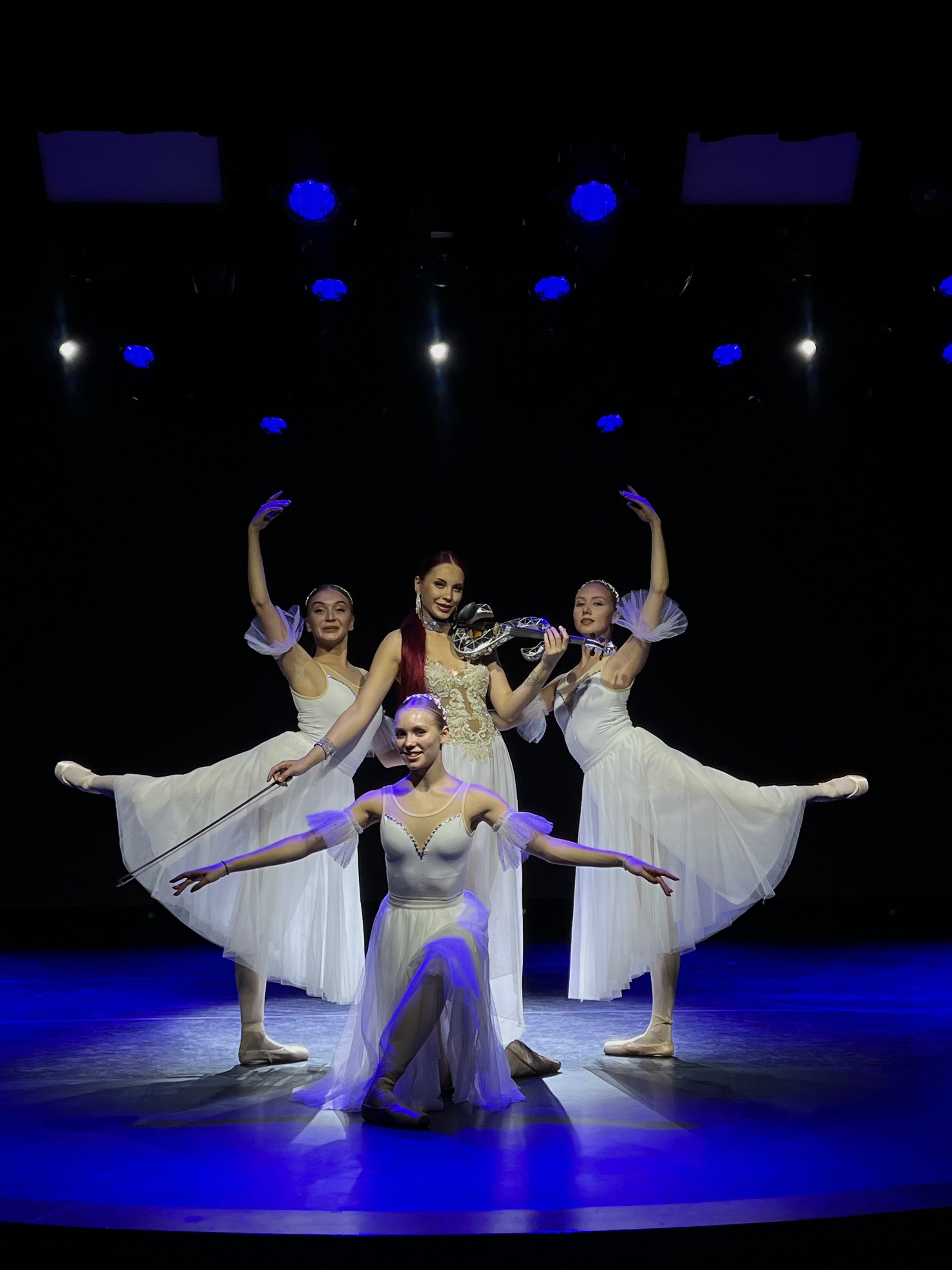 OLD MONEY + INSTRUMENTAL. Танцевальный проект с балеринами «Old Money» в Екатеринбурге