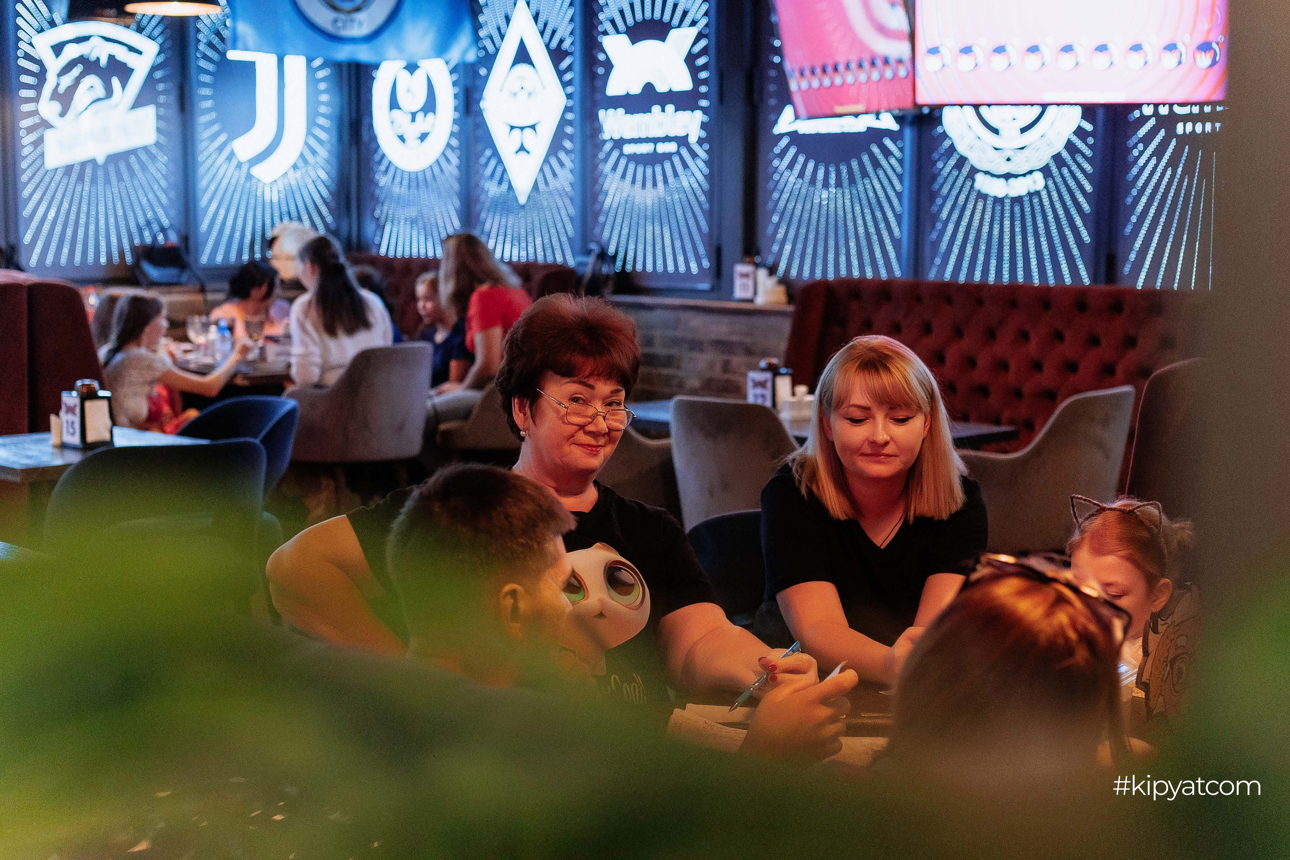 Эйнштейн Party