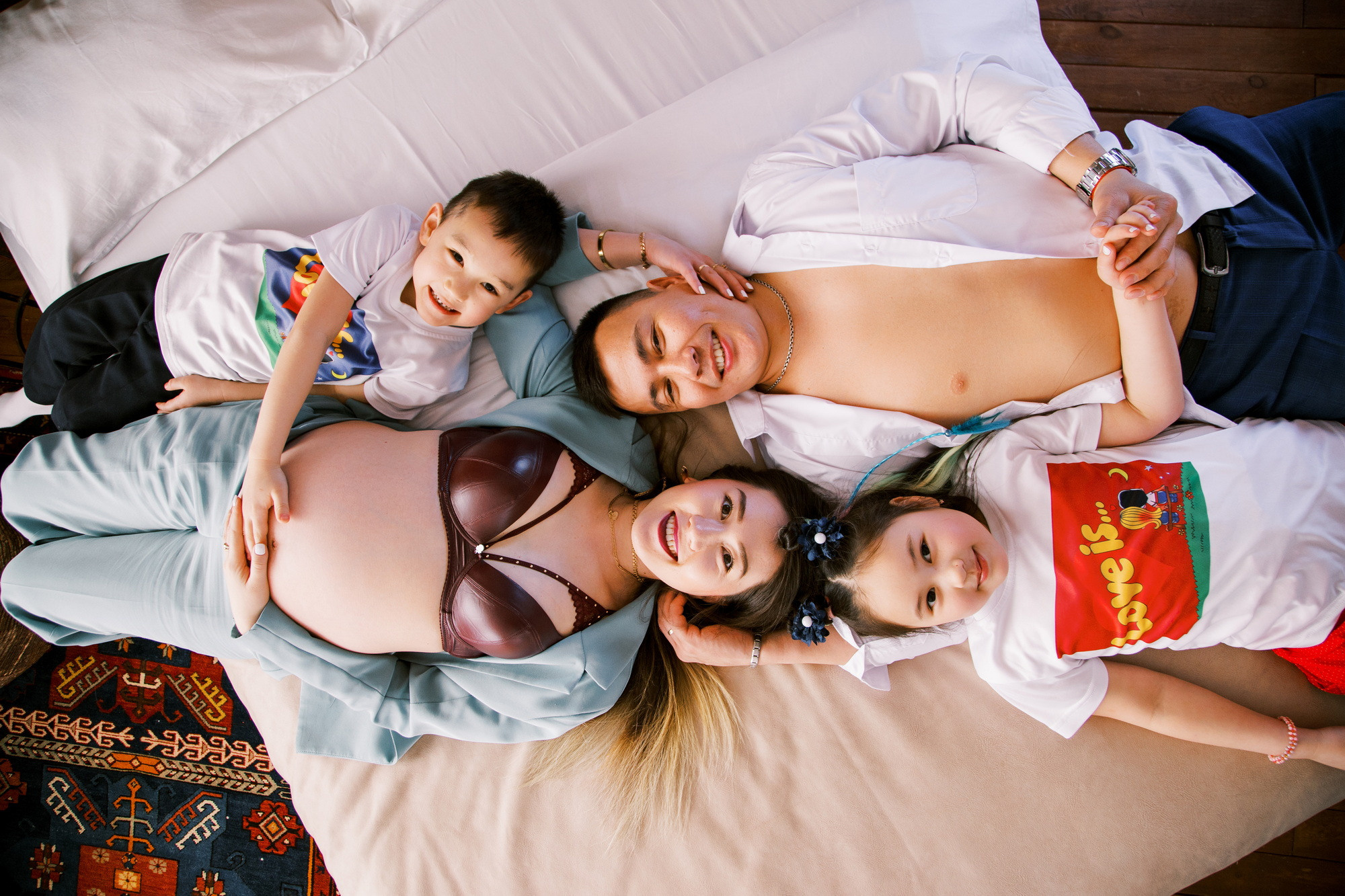 Фотосессия в ожидании в Иркутске. Фотограф видеограф Иркутск фото видео студия Алексея Марамзина