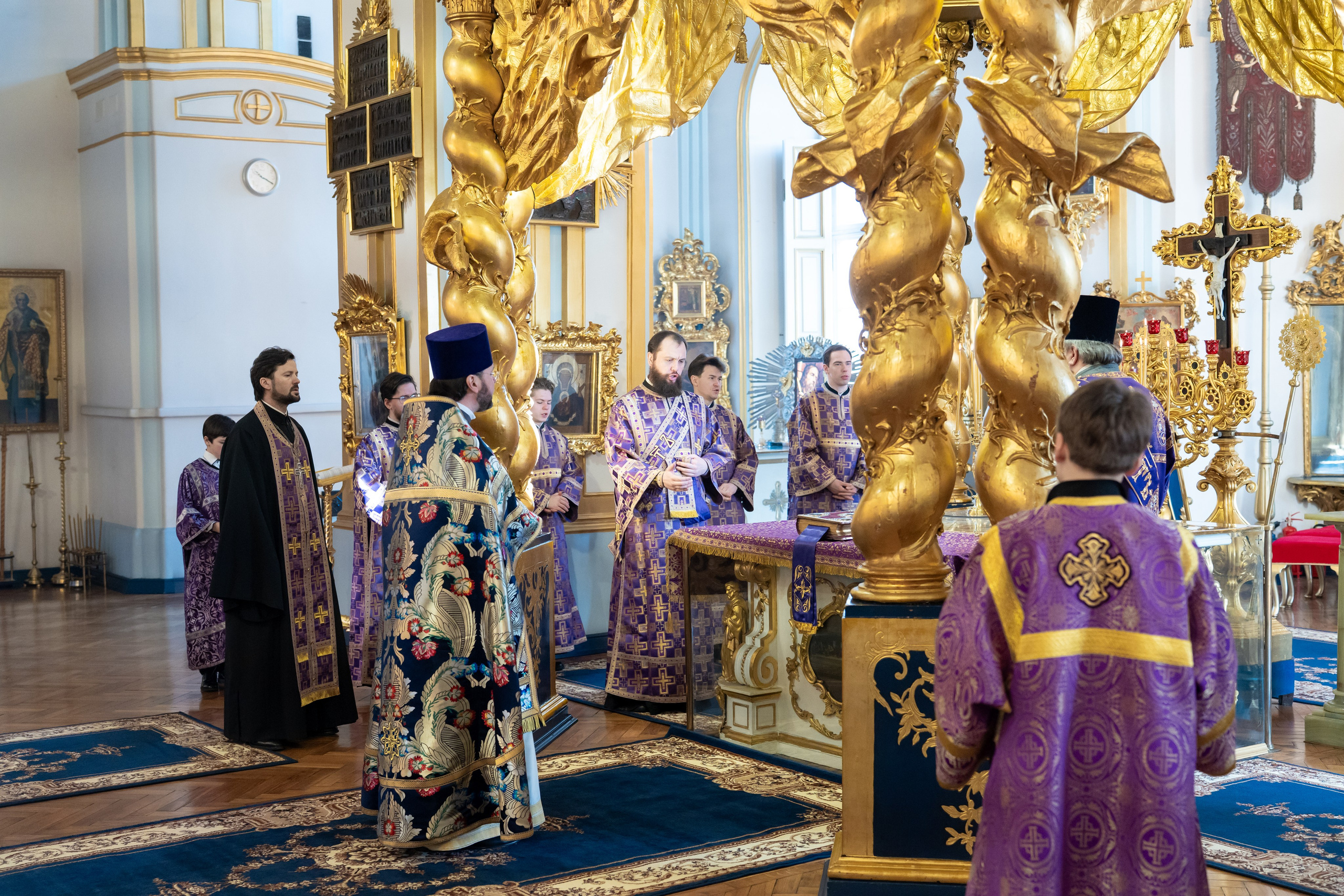 Неделя 4-я Великого поста, прп. Иоанна Лествичника. Святых сорока мучеников, в Севастийском озере мучившихся. НИКОЛО-БОГОЯВЛЕНСКИЙ МОРСКОЙ СОБОР