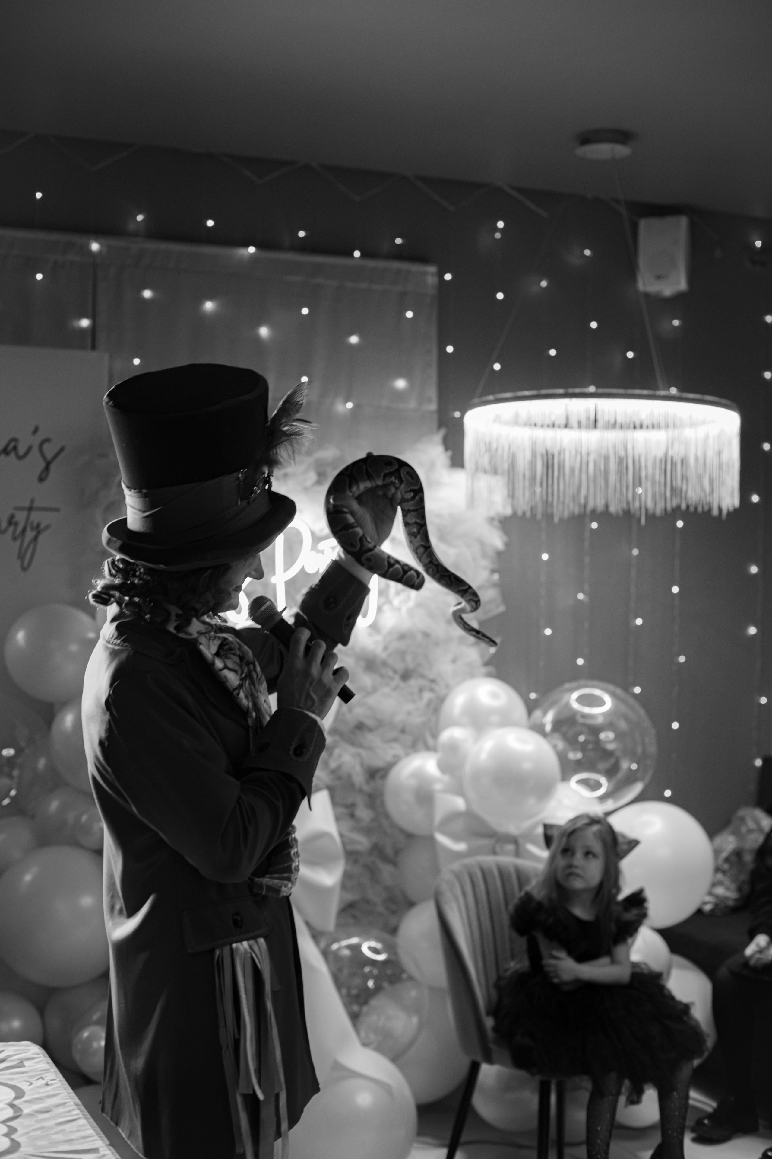 ASIA'S BIRTHDAY PARTY. Photokarish