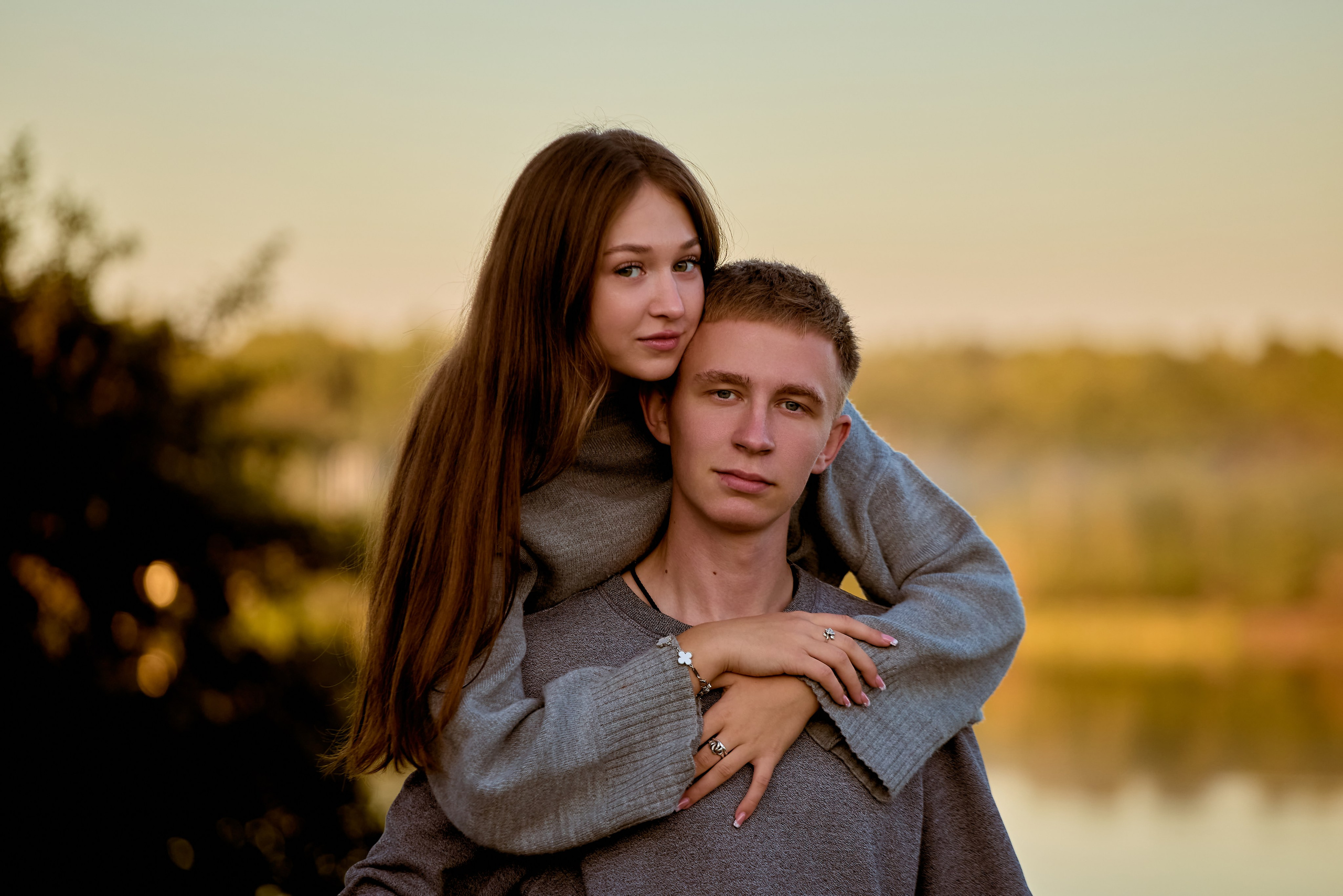 Вечером у озера Дзержинск