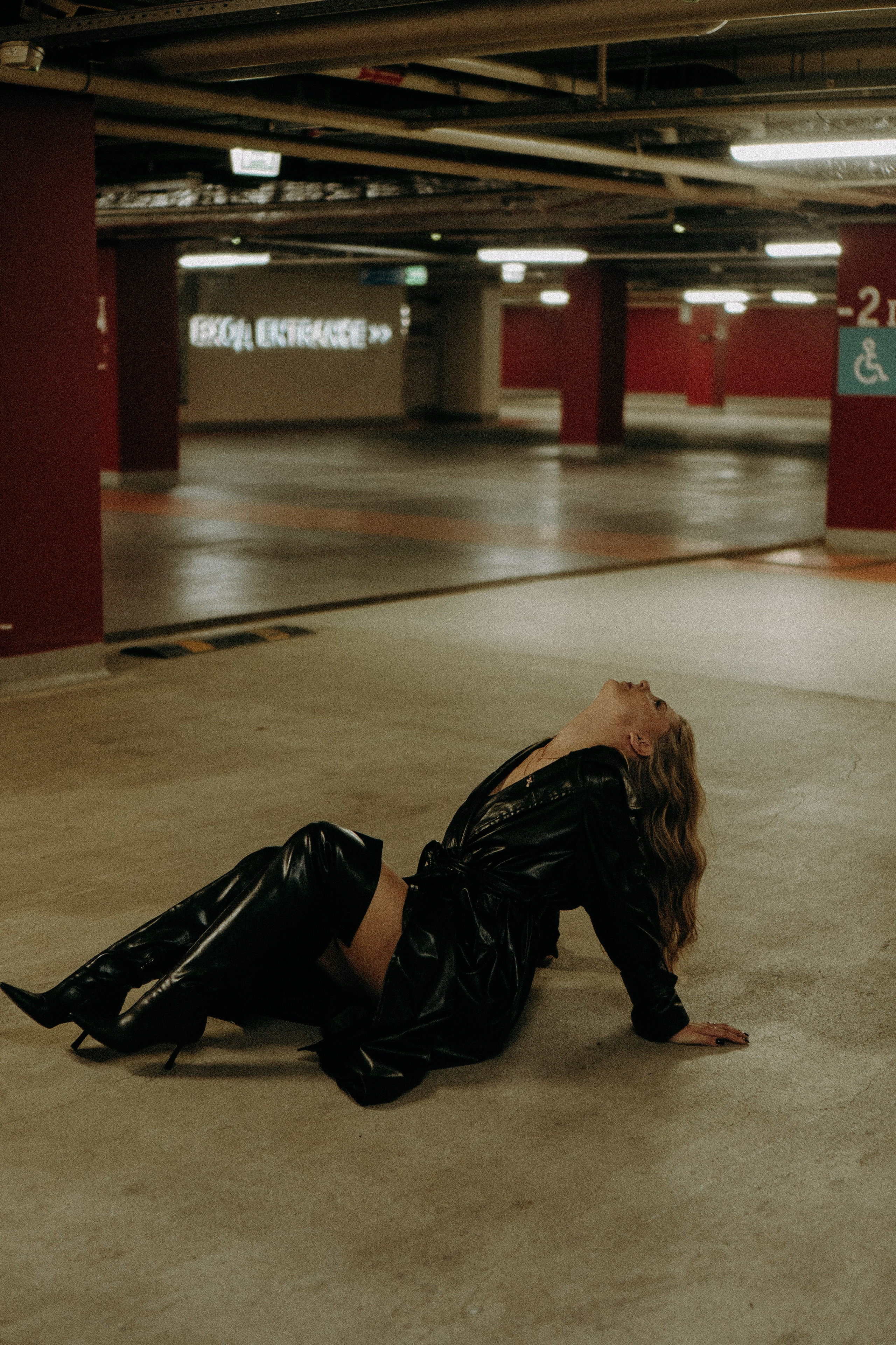 НА ПАРКОВКЕ. Профессиональный фотограф, Санкт-Петербург — Виктория Богомолова