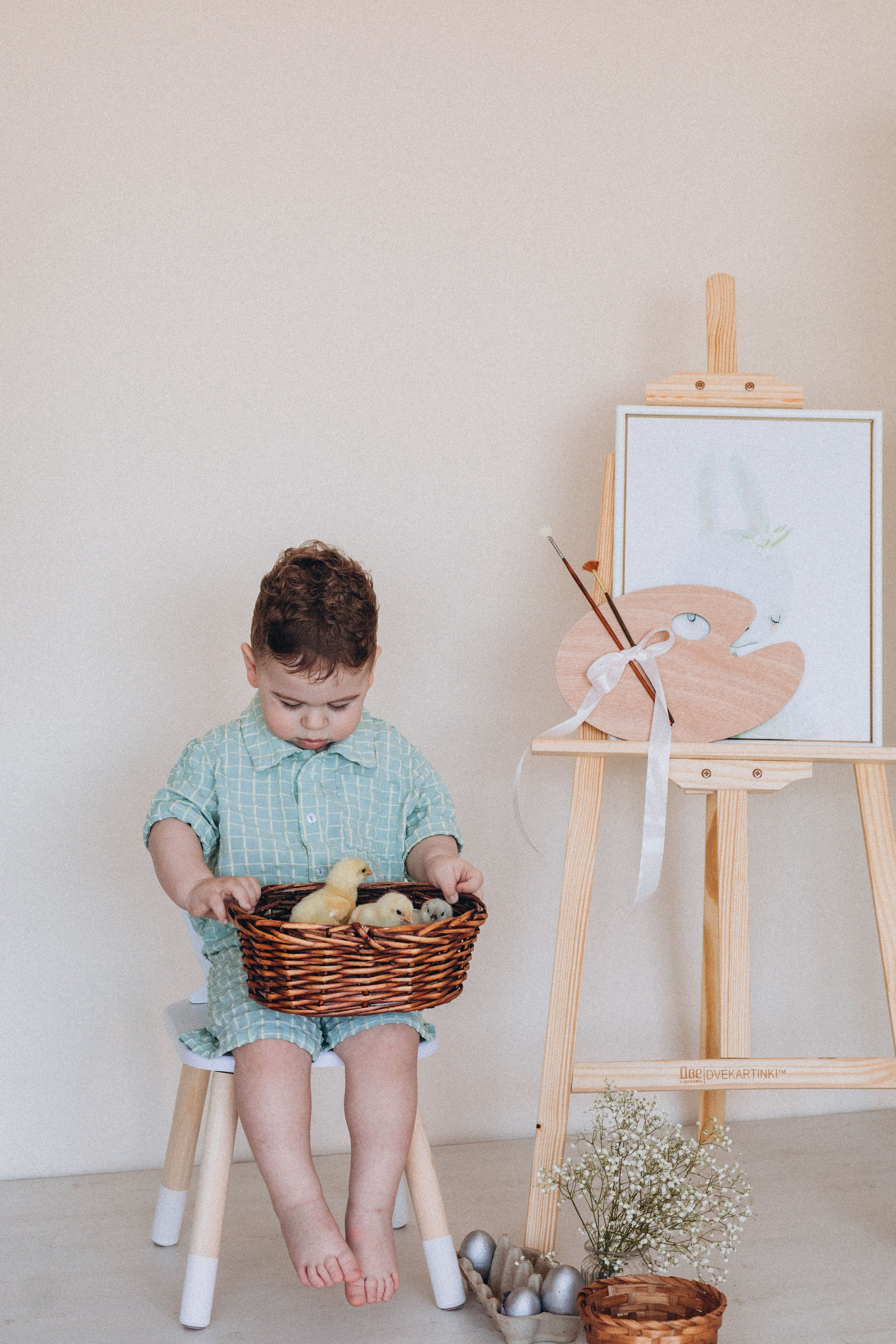 С цыплятами. Семейный фотограф Нижневартовск Тюмень Ефимова Ирина